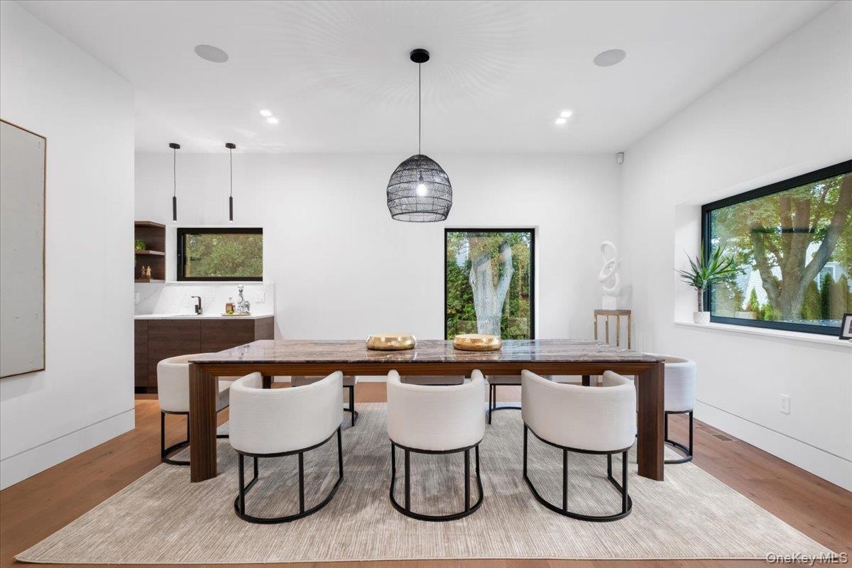 #15 photo, 800 Rushmore Avenue, Mamaroneck , NY 10543