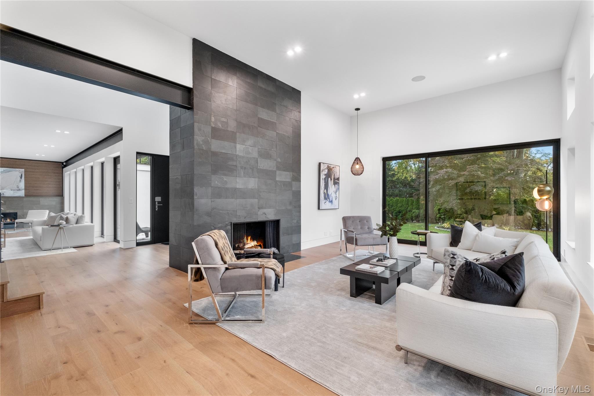 #19 photo, 800 Rushmore Avenue, Mamaroneck , NY 10543