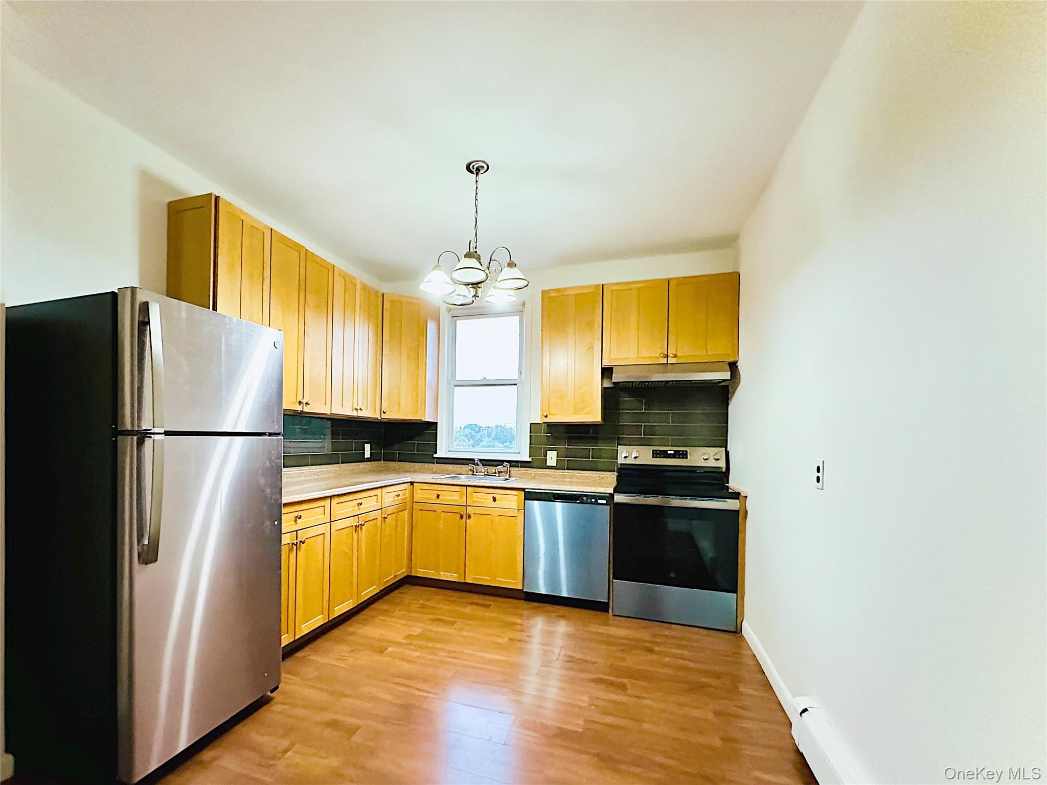 #5 photo, 4 Bancker Place, New Rochelle , NY 10805