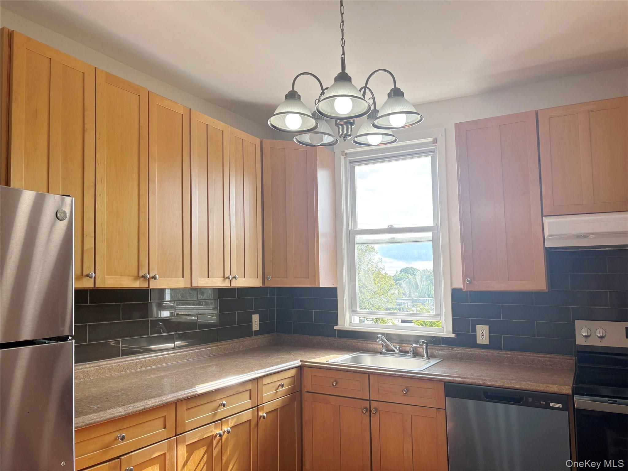 #6 photo, 4 Bancker Place, New Rochelle , NY 10805