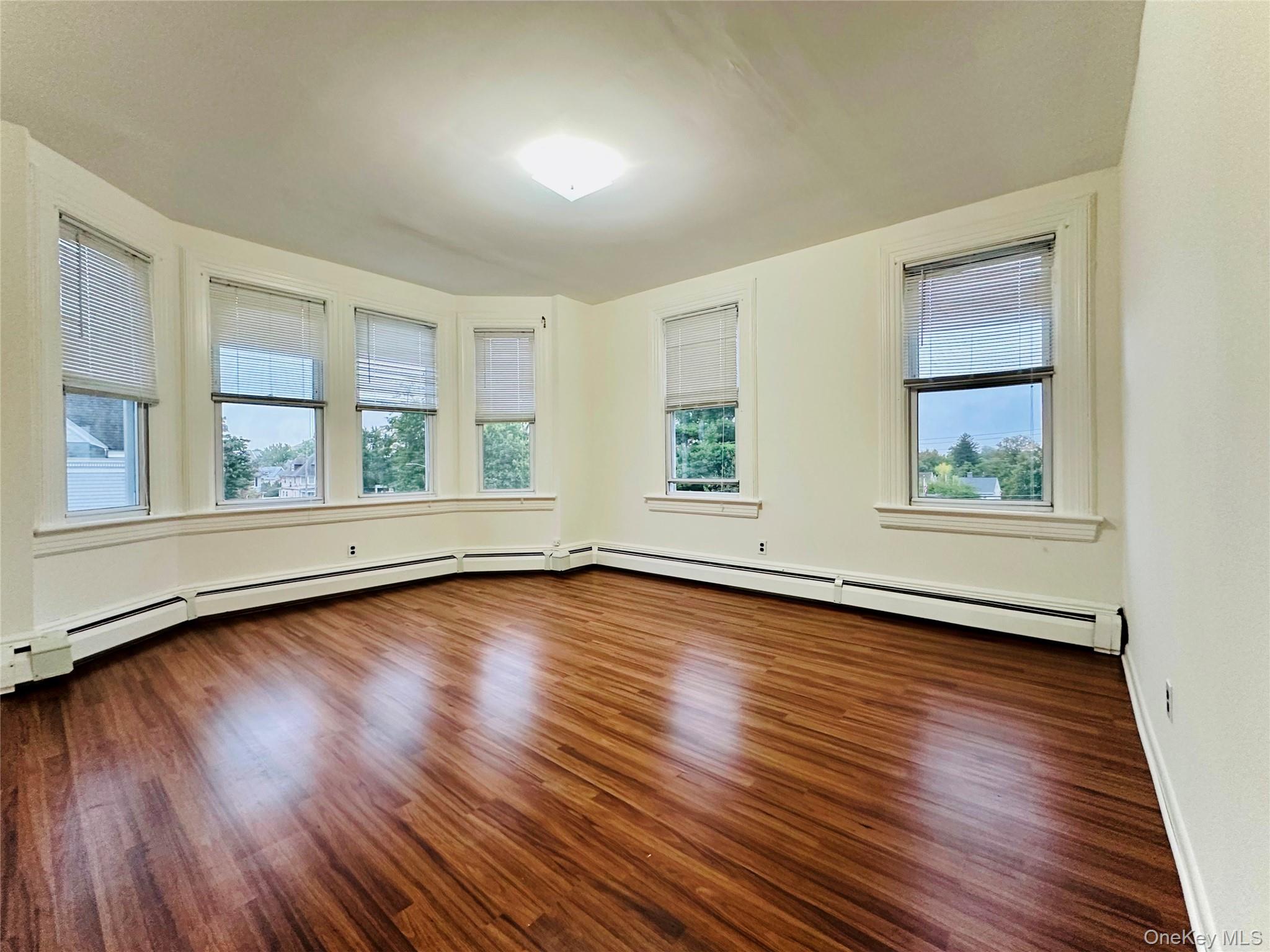 #8 photo, 4 Bancker Place, New Rochelle , NY 10805