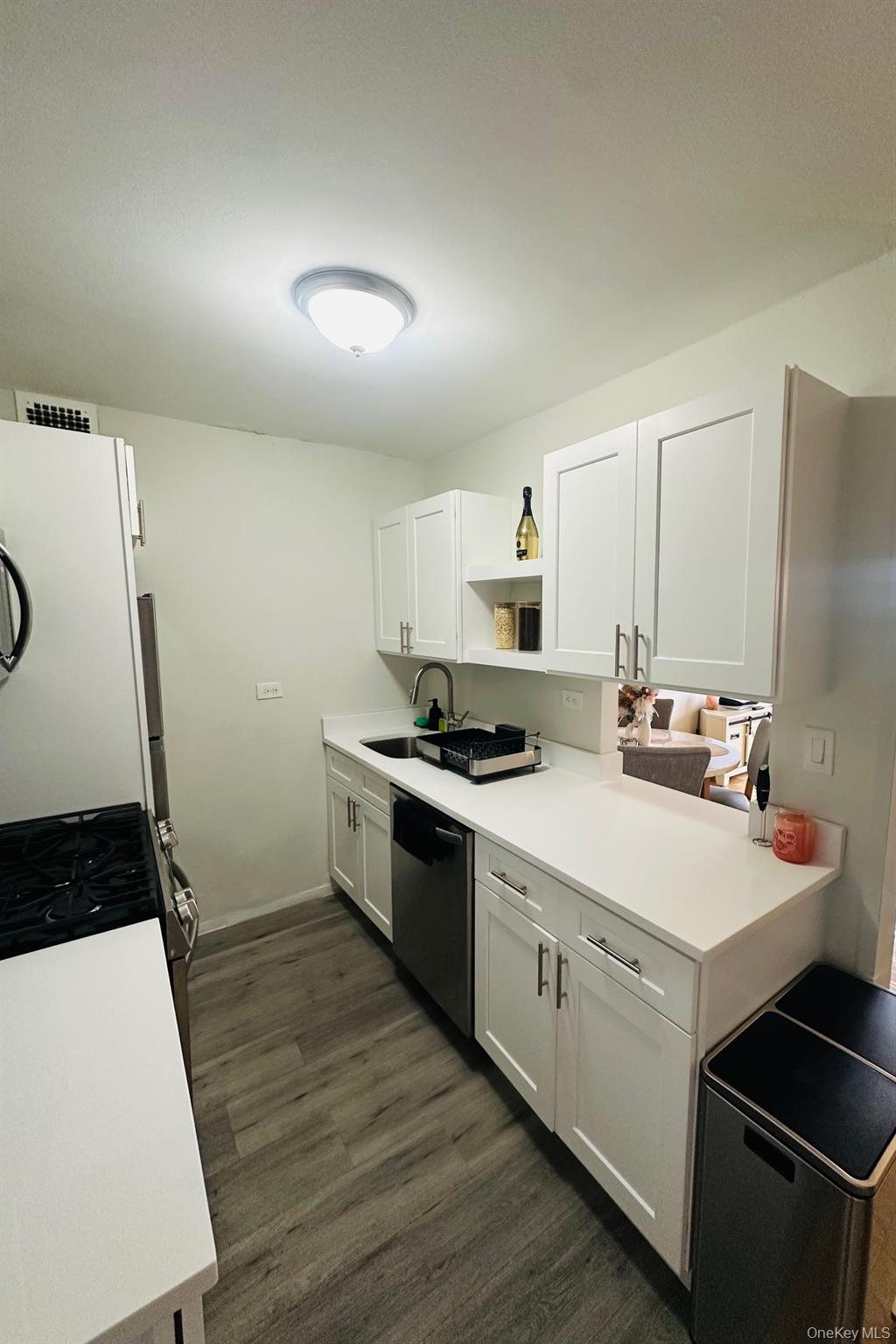 #15 photo, 3121 Middletown Road, Bronx , NY 10461