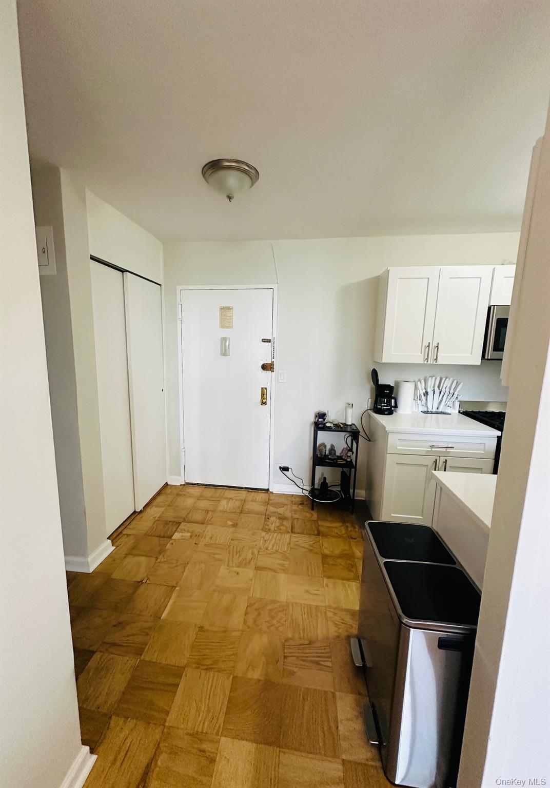 #9 photo, 3121 Middletown Road, Bronx , NY 10461