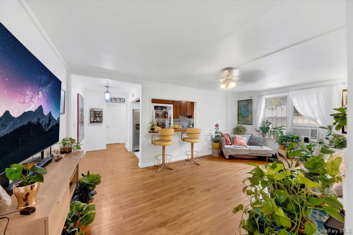 #1 photo, 2630 Kingsbridge Terrace, ブロンクス区 Bronx , NY 10463