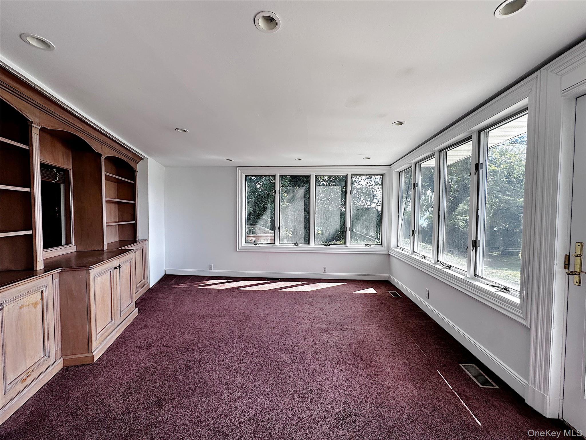 #15 photo, 1090 Bayhead Drive, Mamaroneck , NY 10543