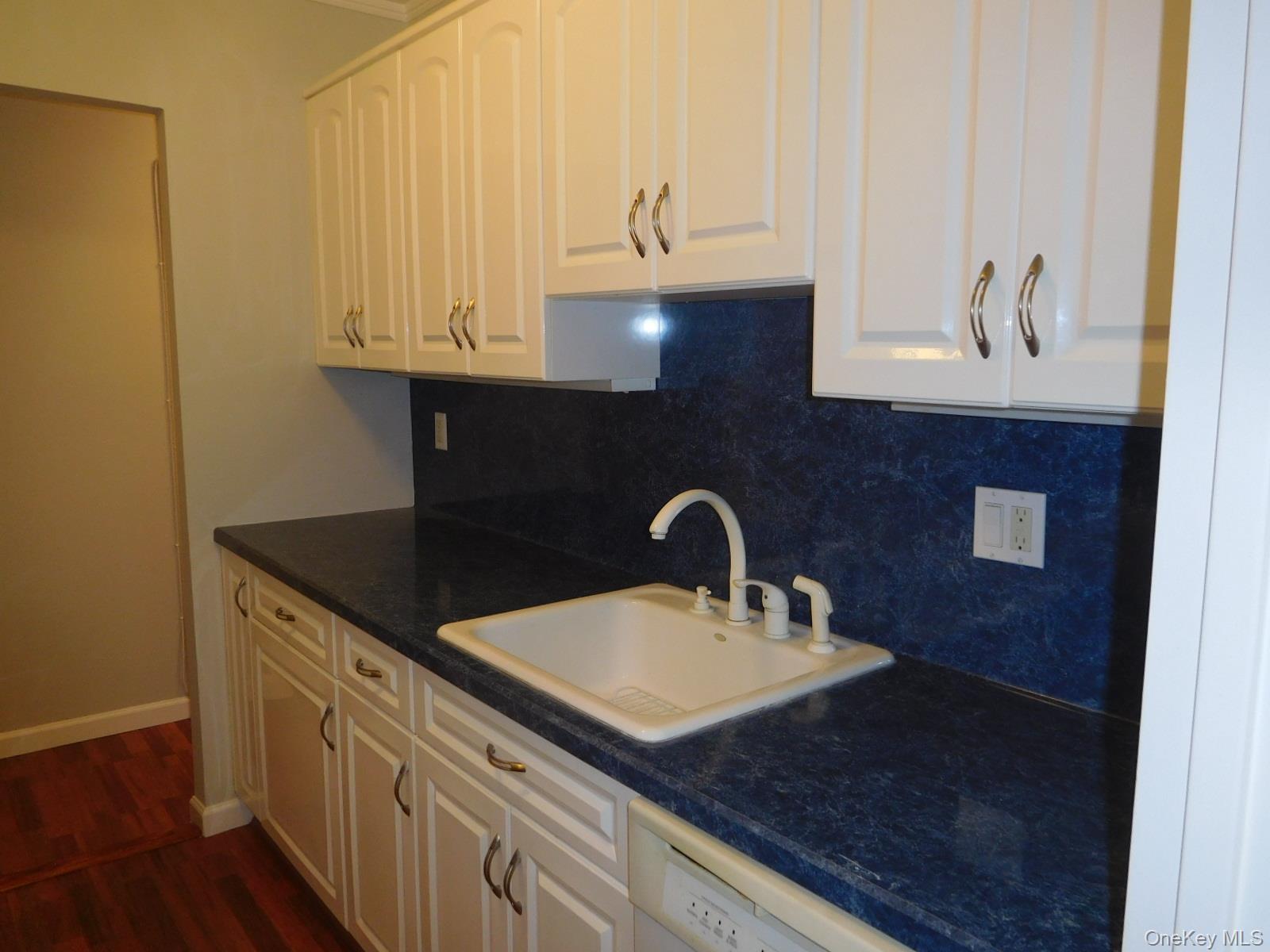 #11 photo, 3 Consulate Drive, Tuckahoe , NY 10707