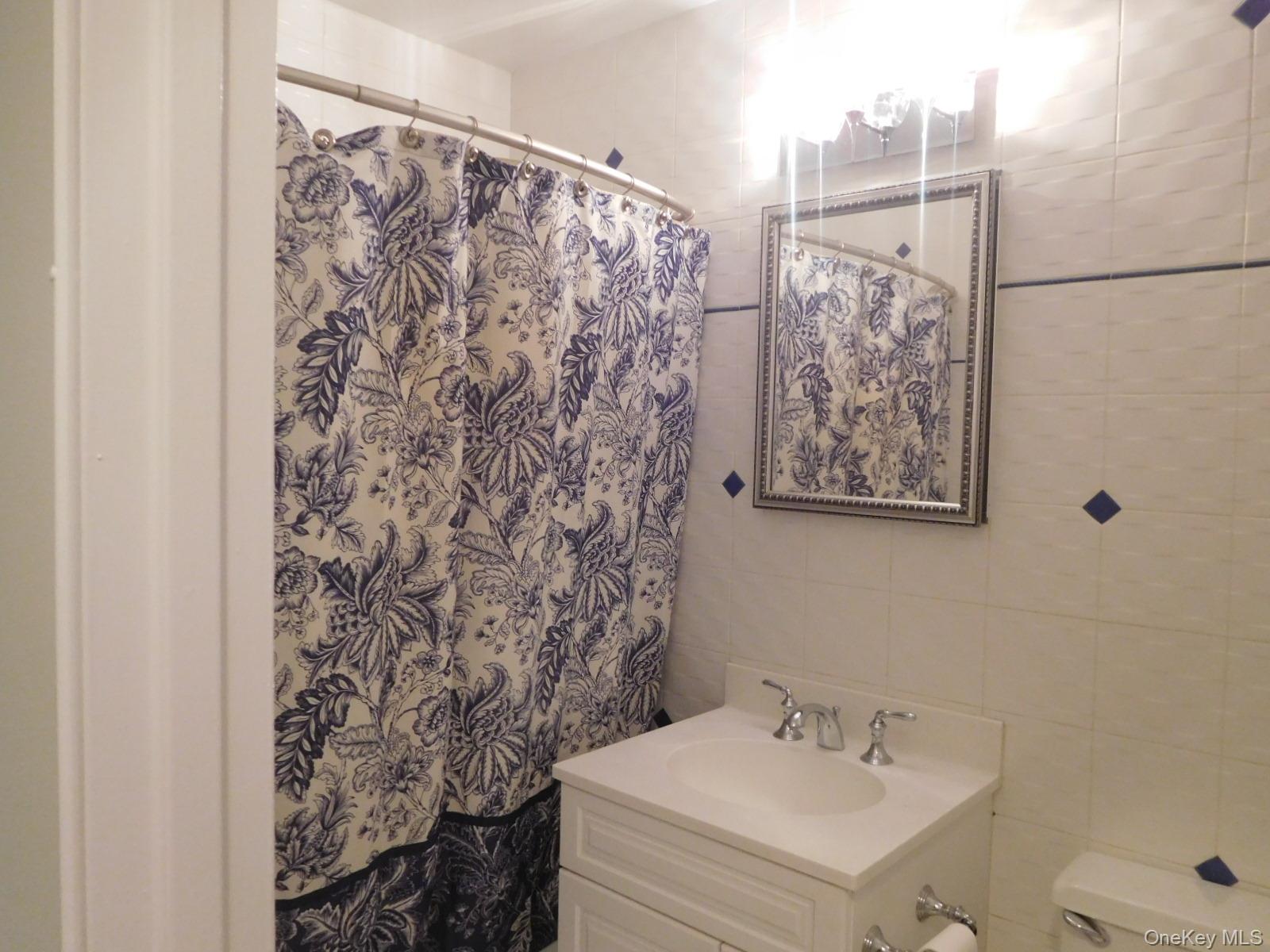 #16 photo, 3 Consulate Drive, Tuckahoe , NY 10707