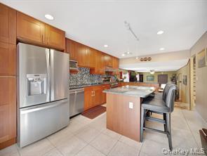 #2 photo, 7 Medford Place, Nanuet , NY 10954