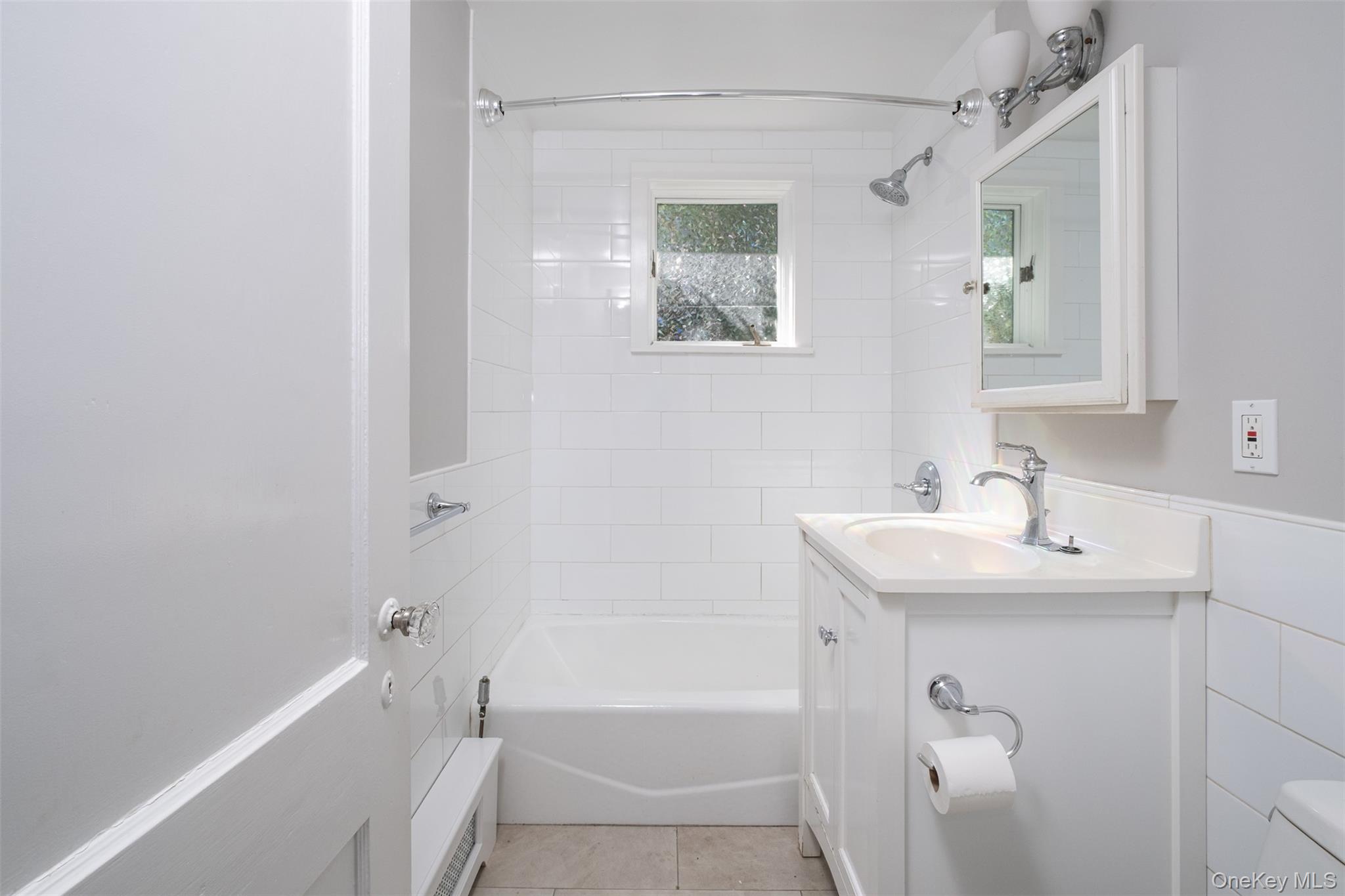 #15 photo, 1306 Henry Avenue, Mamaroneck , NY 10543