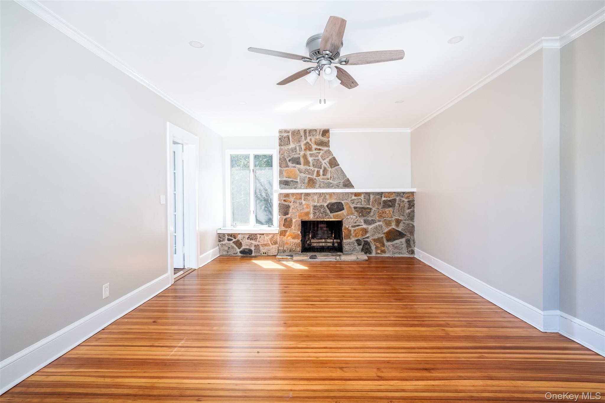 #3 photo, 1306 Henry Avenue, Mamaroneck , NY 10543