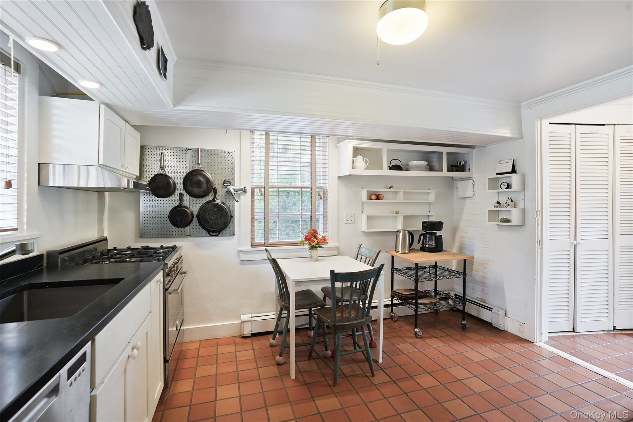 #9 photo, 333 Hook Road, Katonah , NY 10536