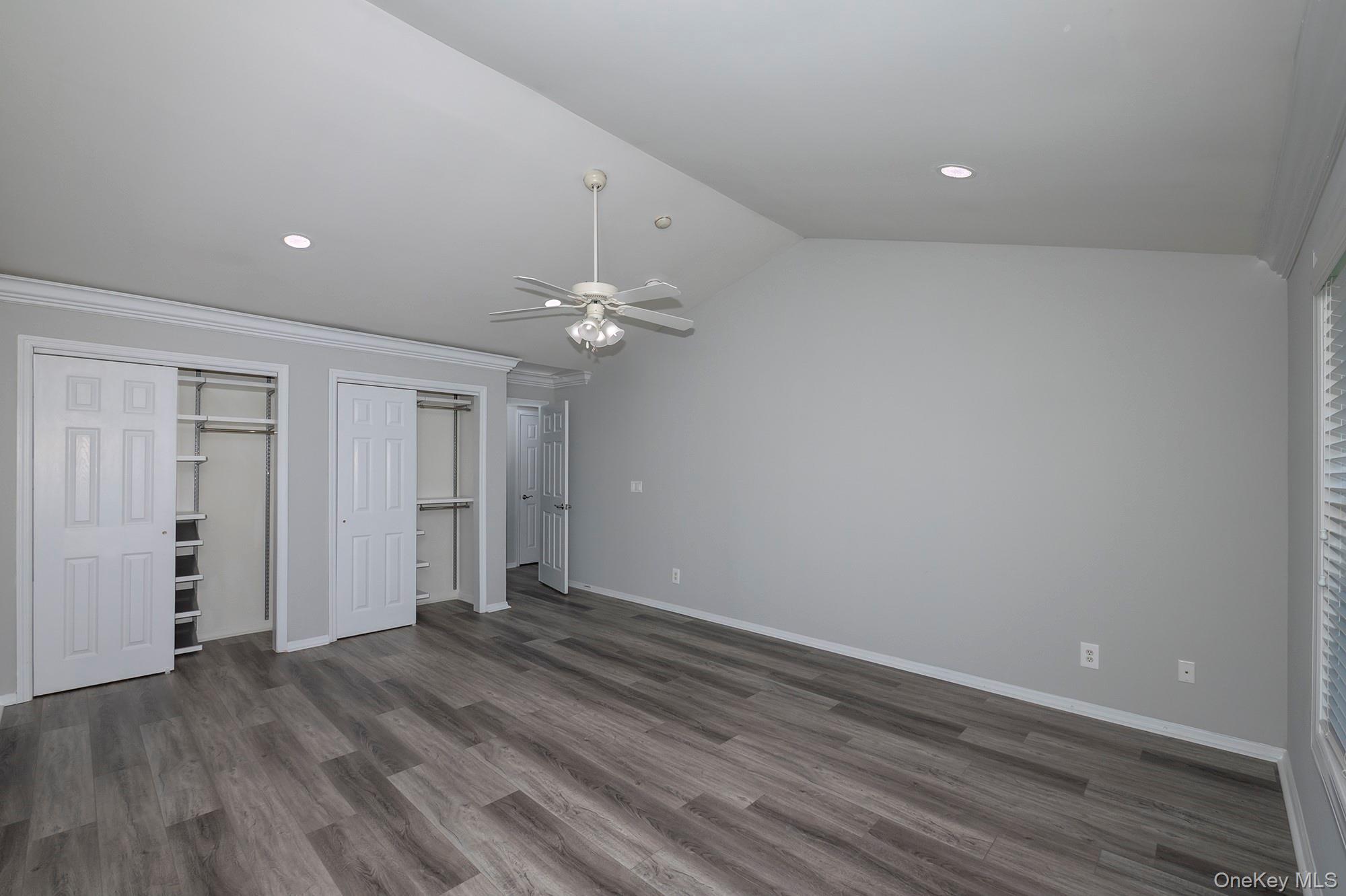 #7 photo, 170 Overlook Drive, サフォーク郡 Farmingville , NY 11738