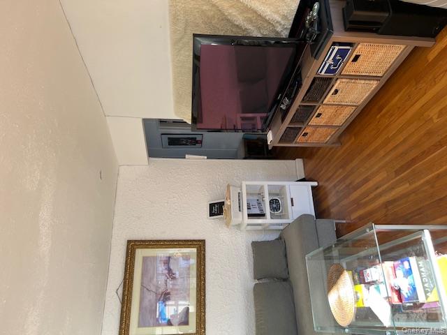 #5 photo, 3231 71 Street, クイーンズ区 East Elmhurst , NY 11370