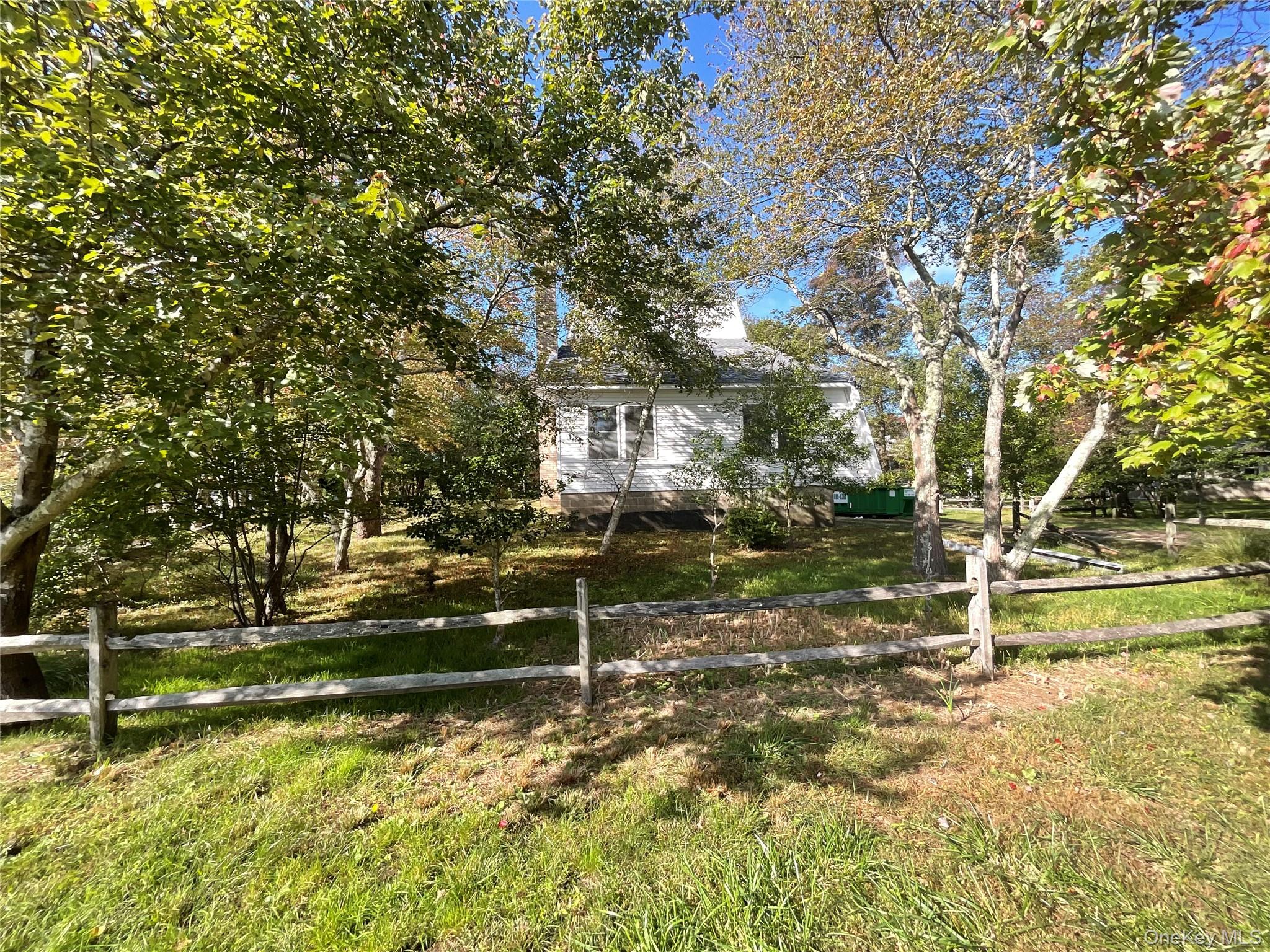 #2 photo, 84 Beaver Drive, सफ़ोक काउंटी Mastic Beach , NY 11951