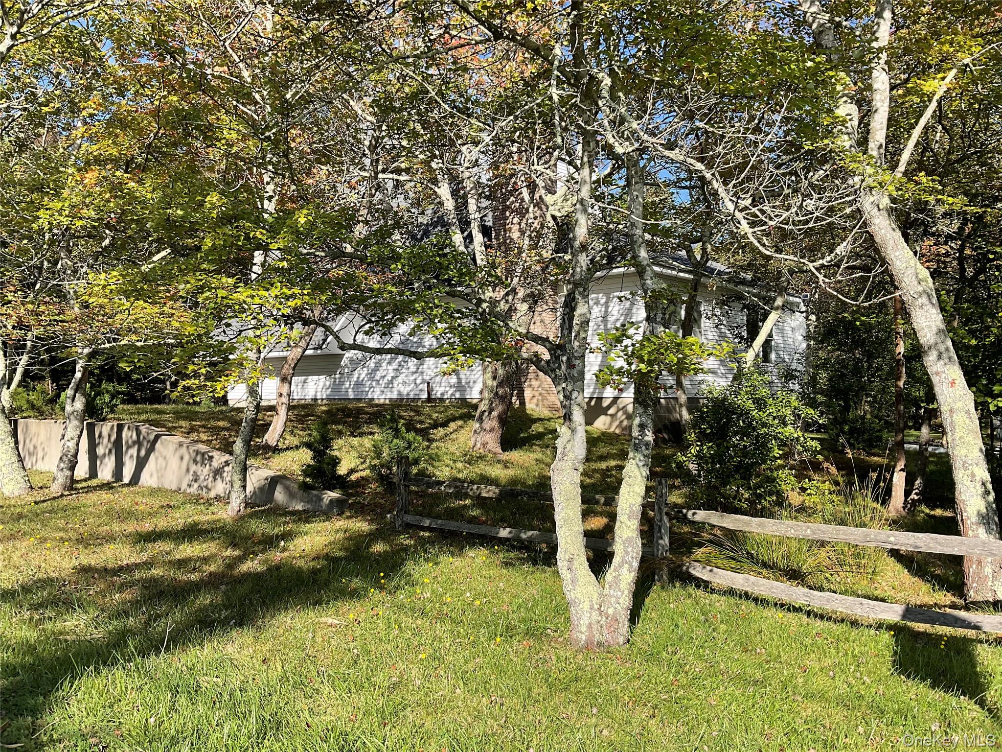 #3 photo, 84 Beaver Drive, सफ़ोक काउंटी Mastic Beach , NY 11951