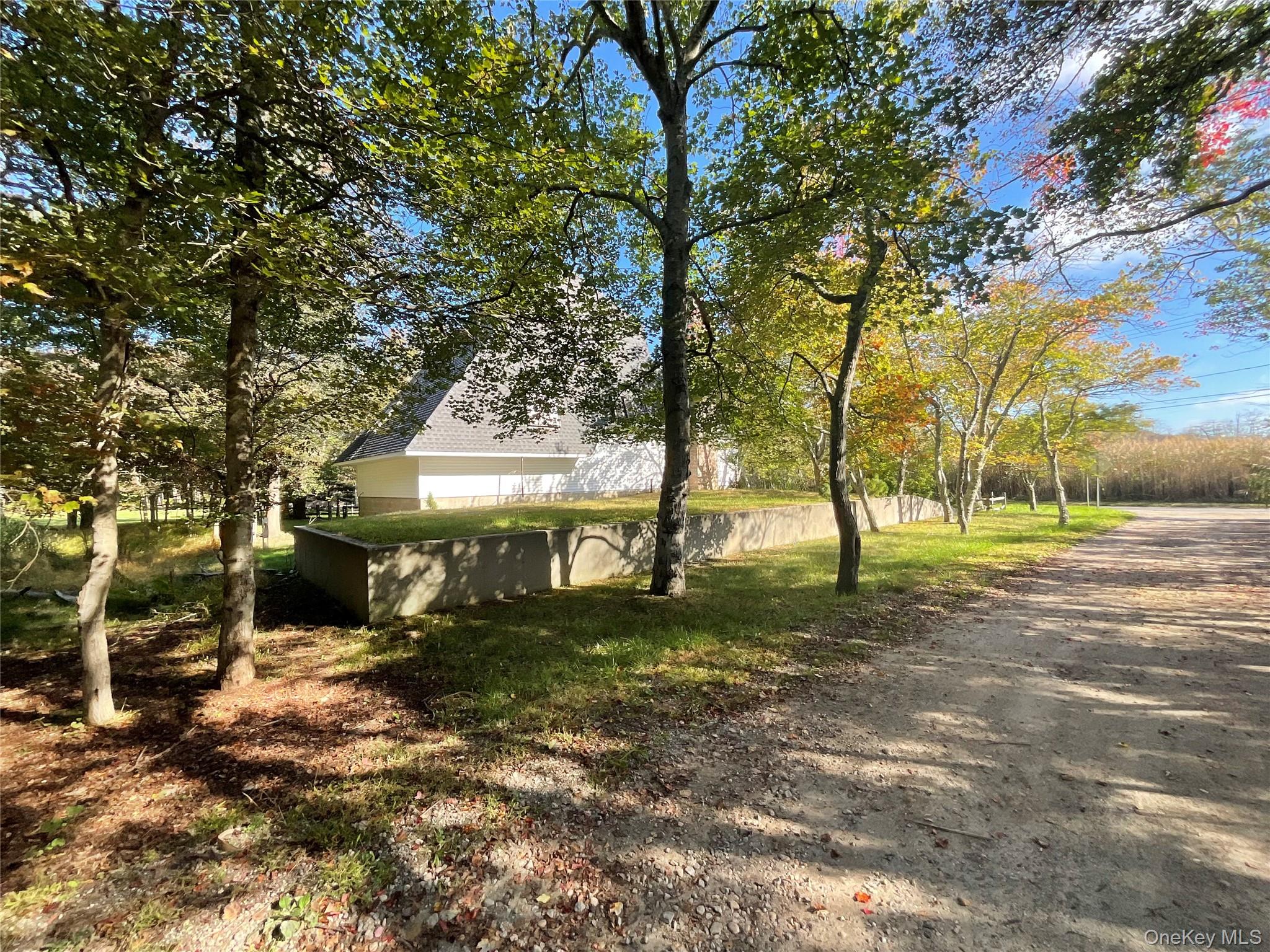 #7 photo, 84 Beaver Drive, सफ़ोक काउंटी Mastic Beach , NY 11951