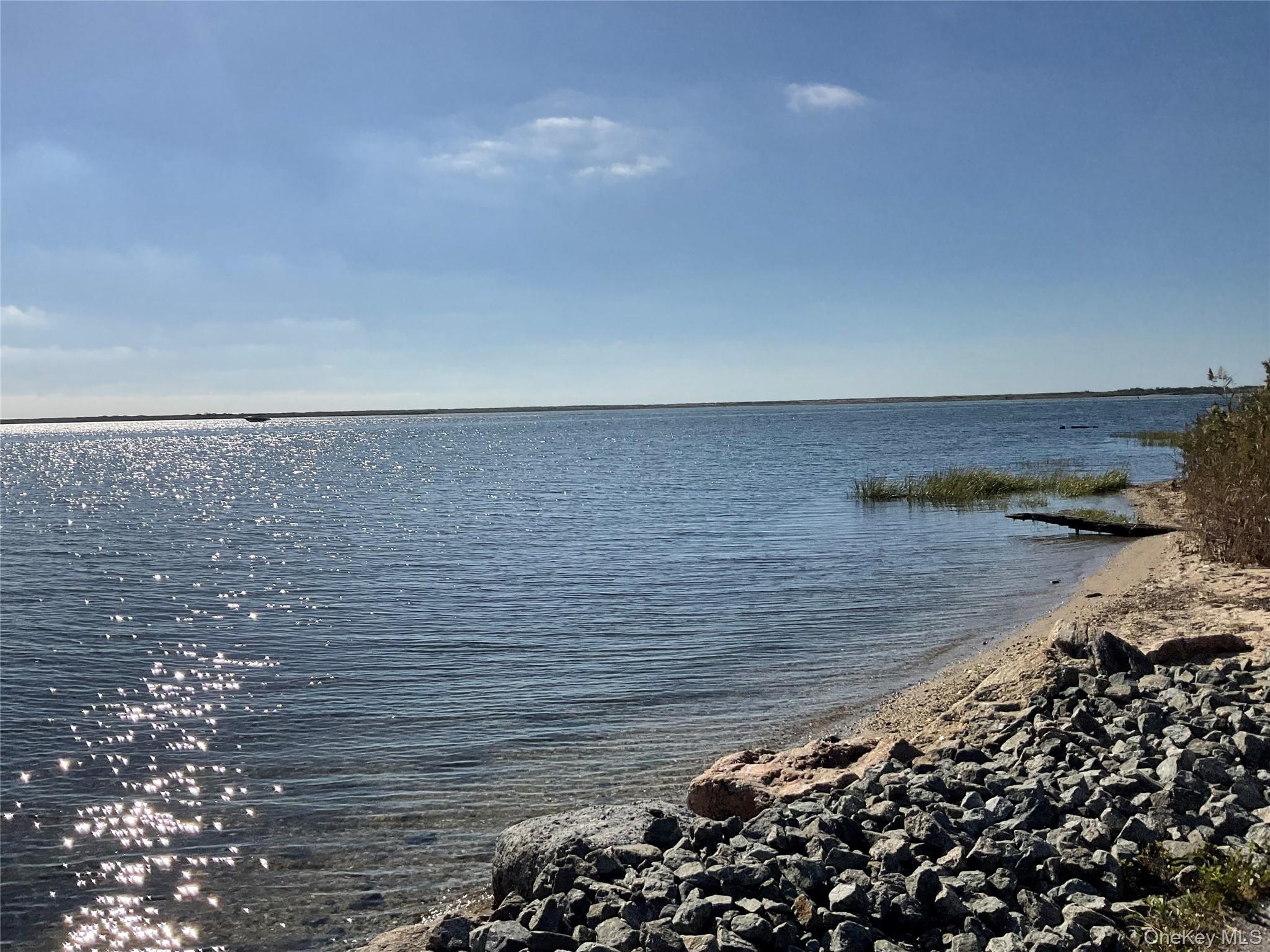 #9 photo, 84 Beaver Drive, सफ़ोक काउंटी Mastic Beach , NY 11951