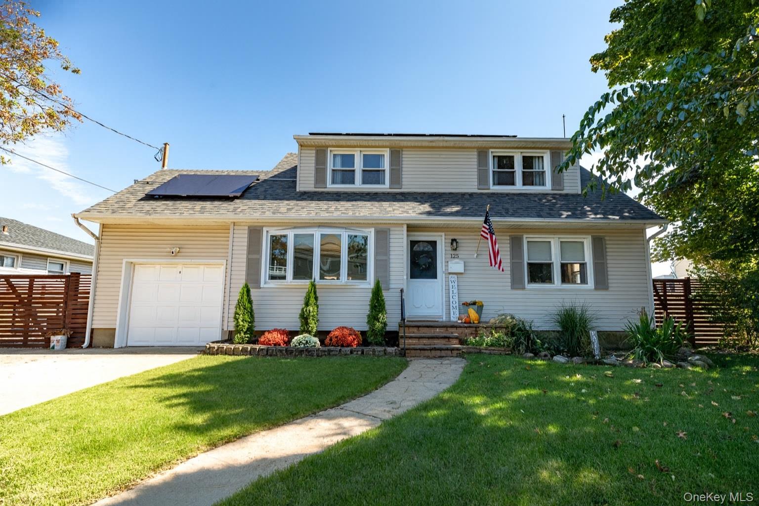 #1 photo, 125 Garfield Street, ナッソー郡 Freeport , NY 11520