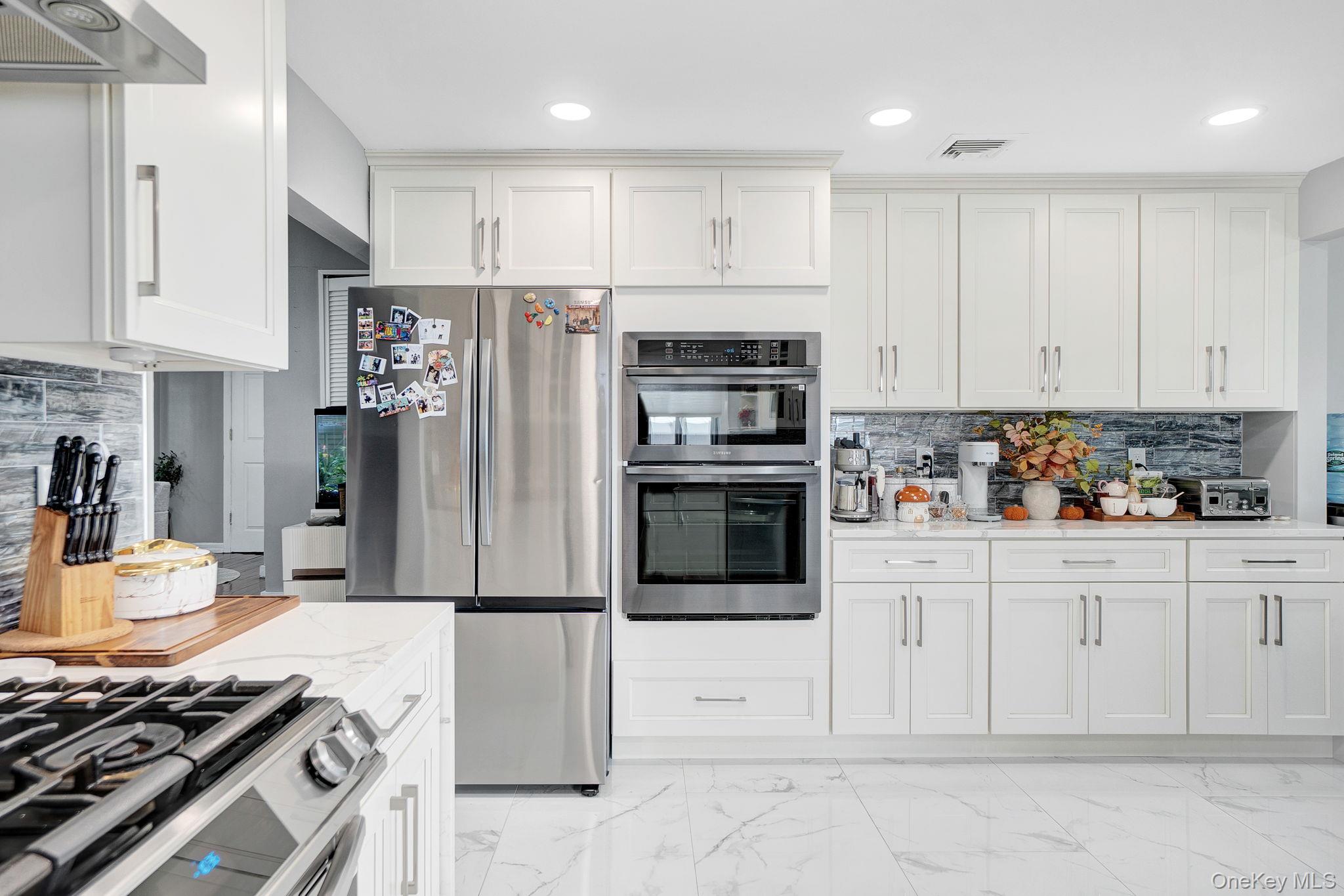 #16 photo, 9 Pine Lane, Valley Stream , NY 11581