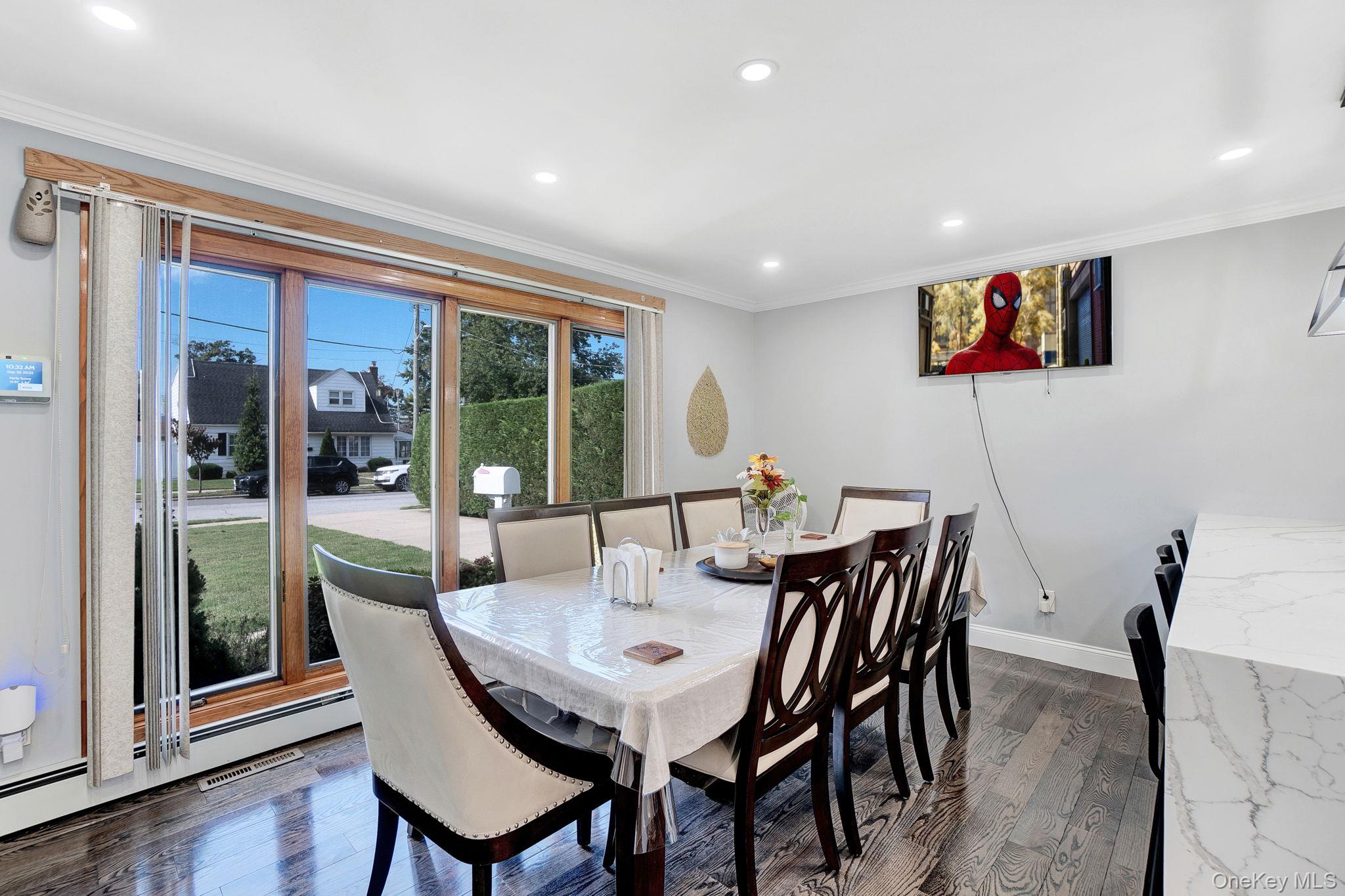 #19 photo, 9 Pine Lane, Valley Stream , NY 11581