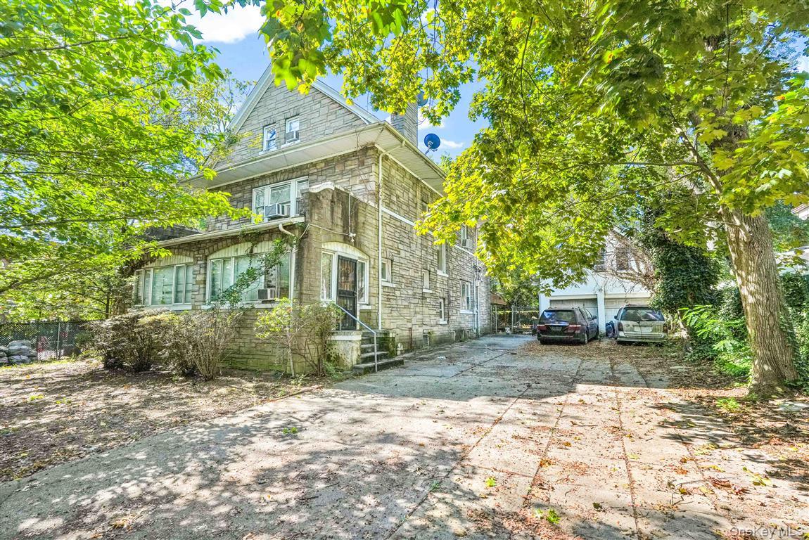 #2 photo, 81-26 Austin Street, クイーンズ区 Kew Gardens , NY 