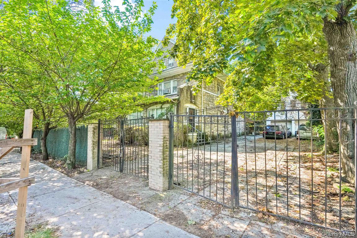 #6 photo, 81-26 Austin Street, クイーンズ区 Kew Gardens , NY 