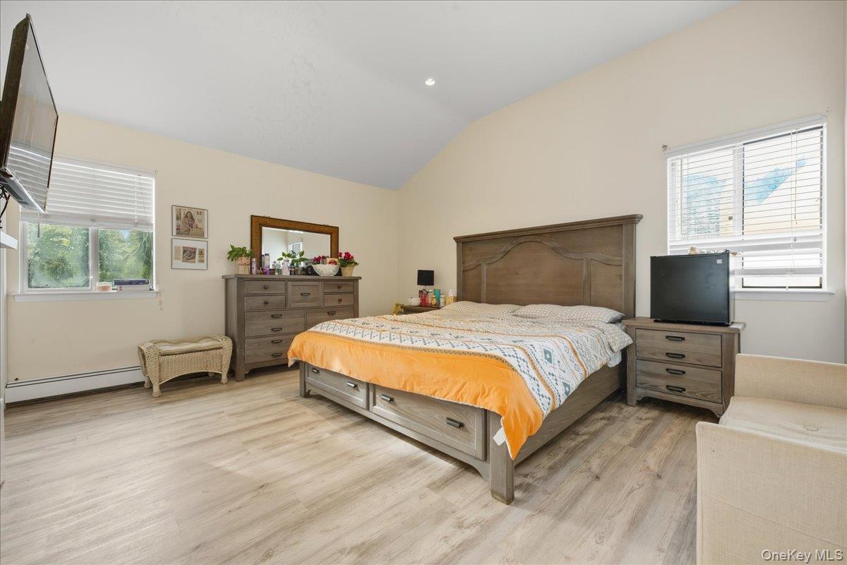 #11 photo, 302 W John Street, Hicksville , NY 11801