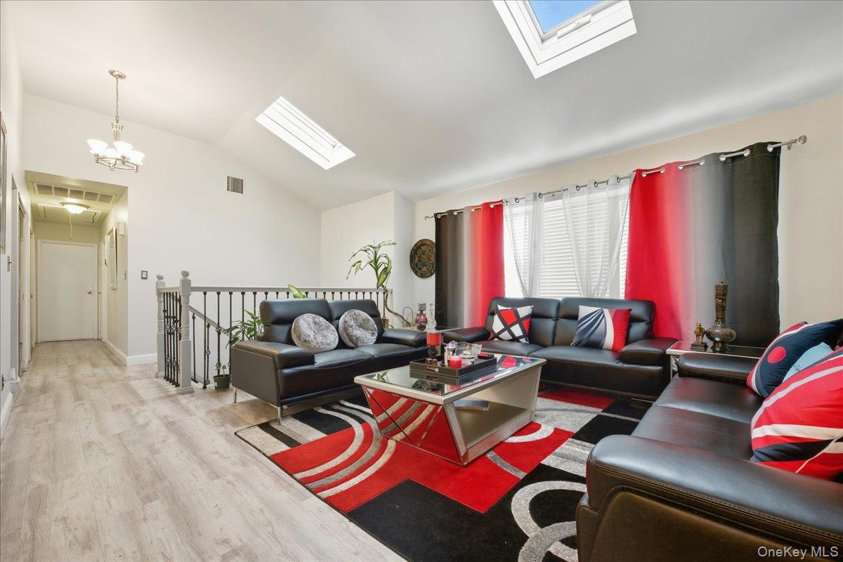 #5 photo, 302 W John Street, Hicksville , NY 11801