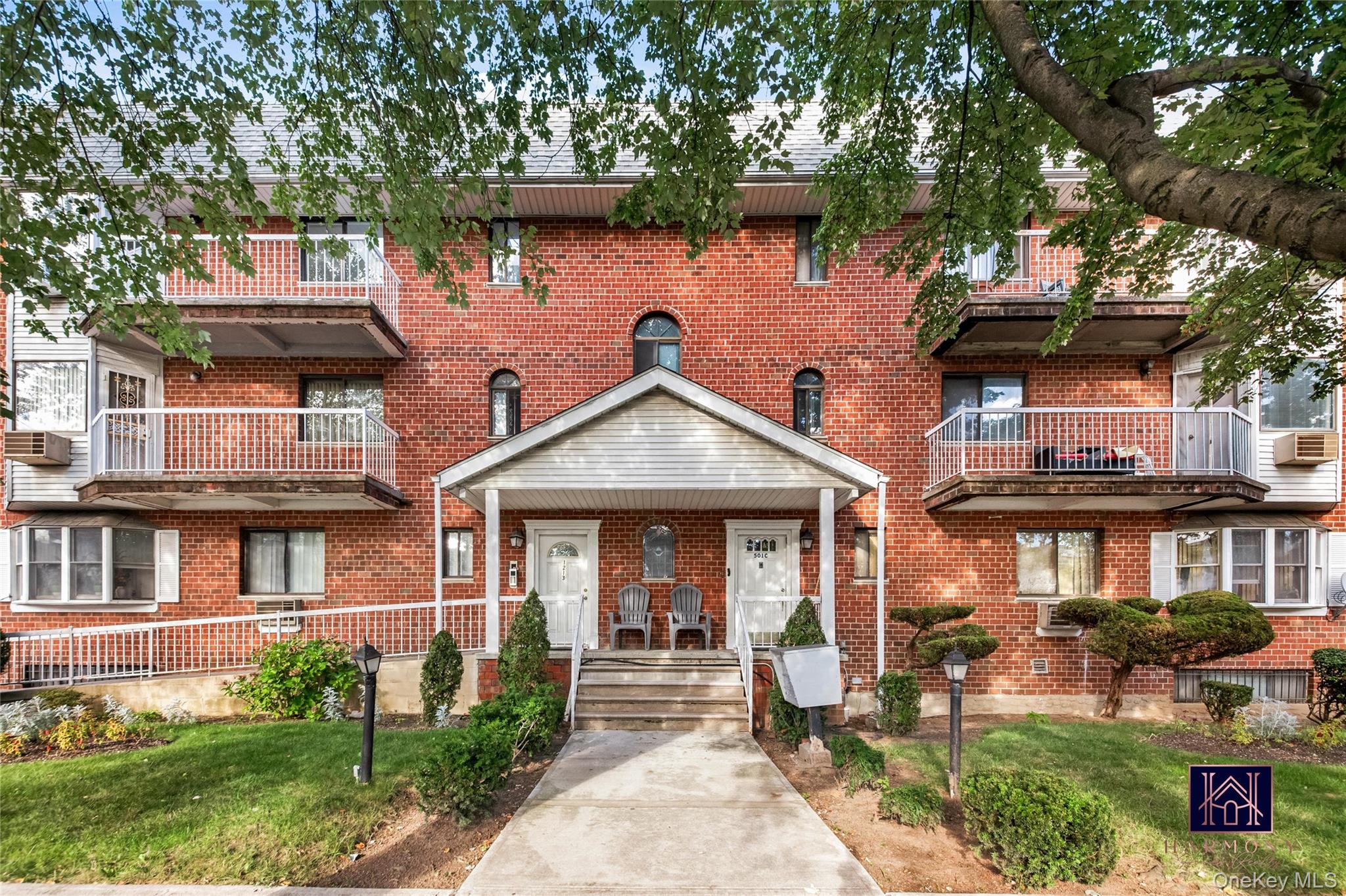 #1 photo, 1213 E 95th Street, ブルックリン区 Brooklyn , NY 11236