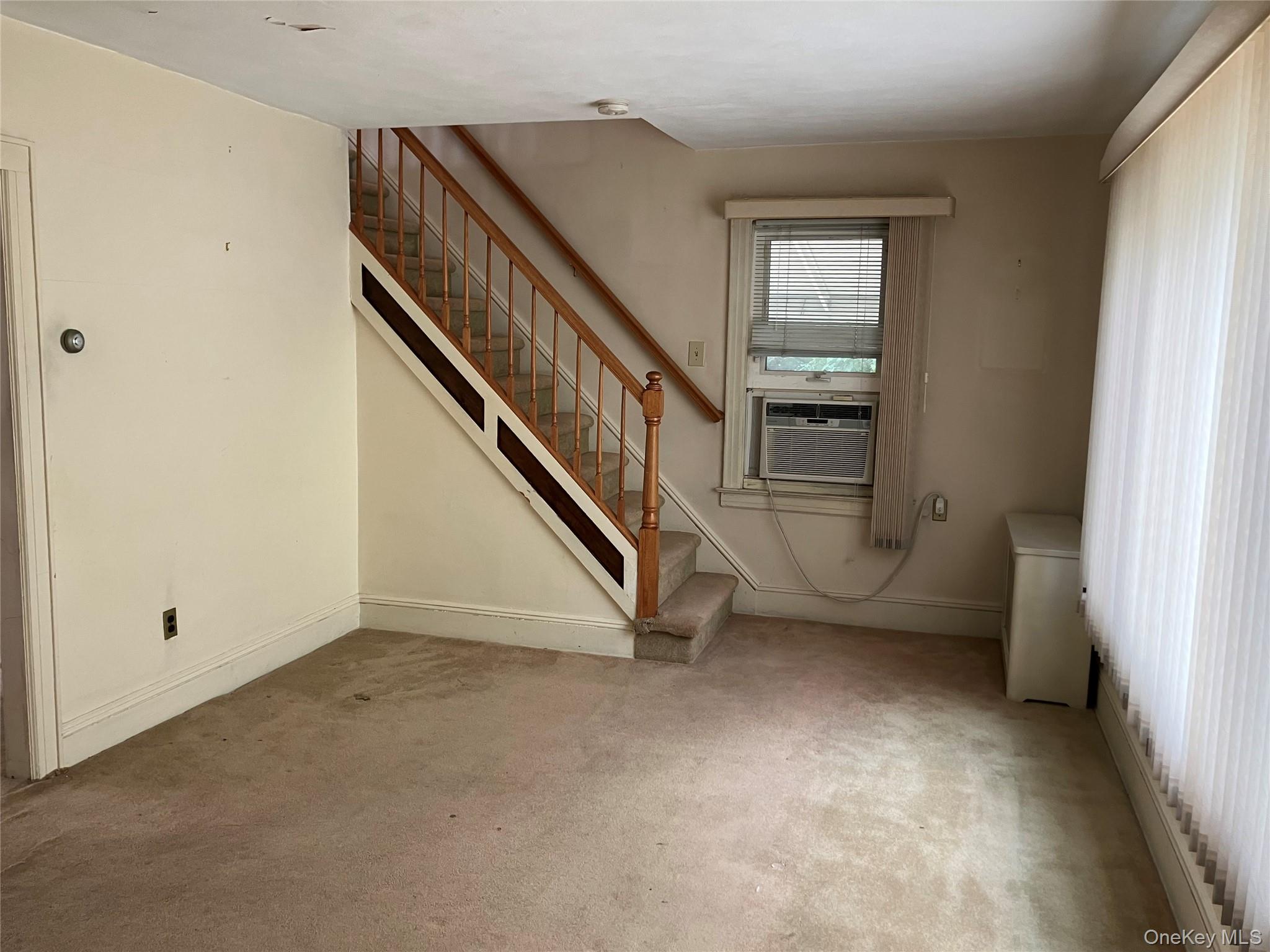 #10 photo, 121 Campbell Avenue, Williston Park , NY 11596