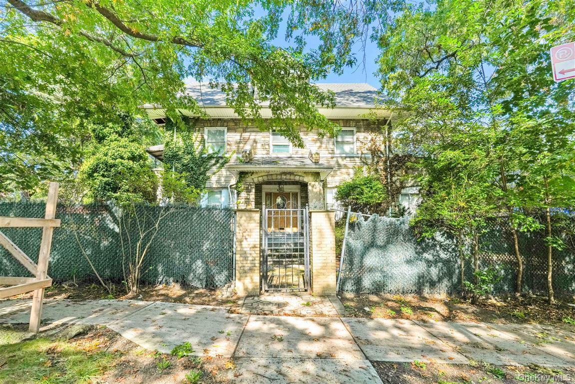 #1 photo, 81-26 Austin Street, クイーンズ区 Kew Gardens , NY 11415