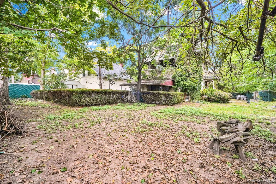 #18 photo, 81-26 Austin Street, クイーンズ区 Kew Gardens , NY 11415