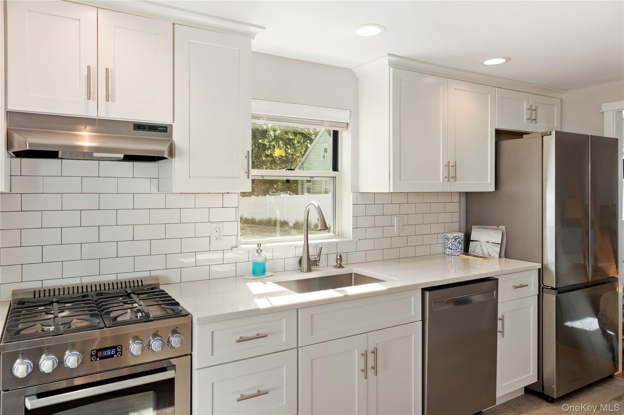 #3 photo, 13 Tildean Lane, ナッソー郡 Bayville , NY 11709