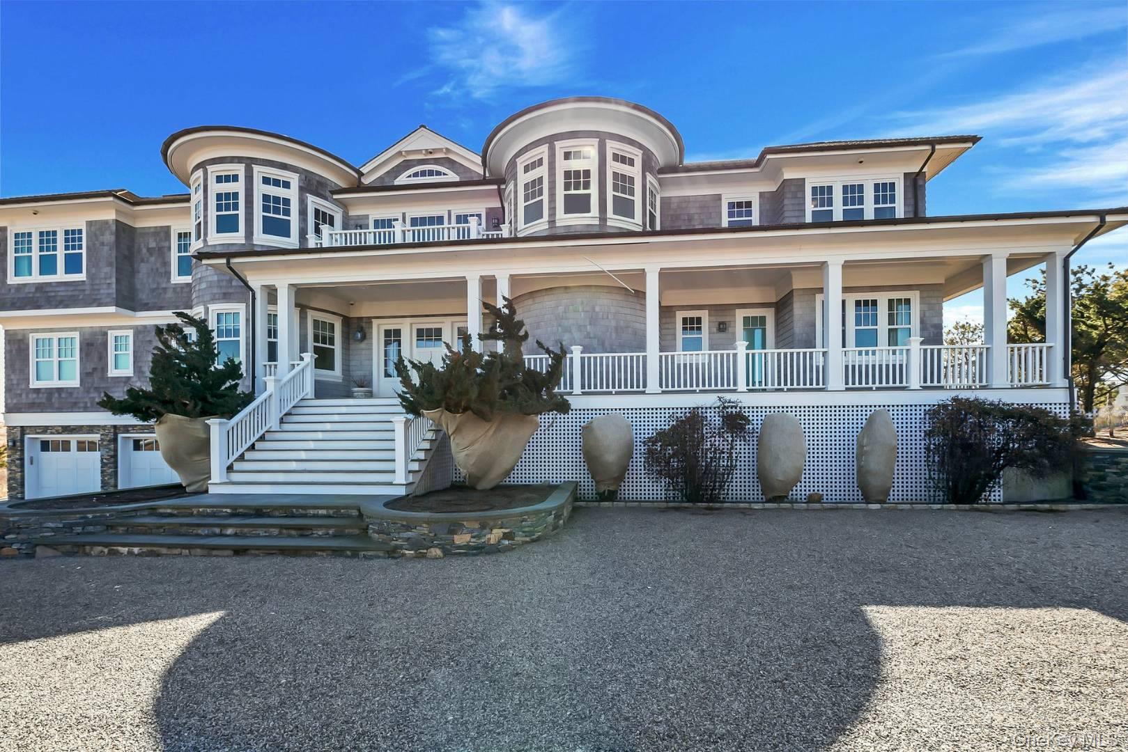 #1 photo, 19 Dune Road Road, East Quogue , NY 11942