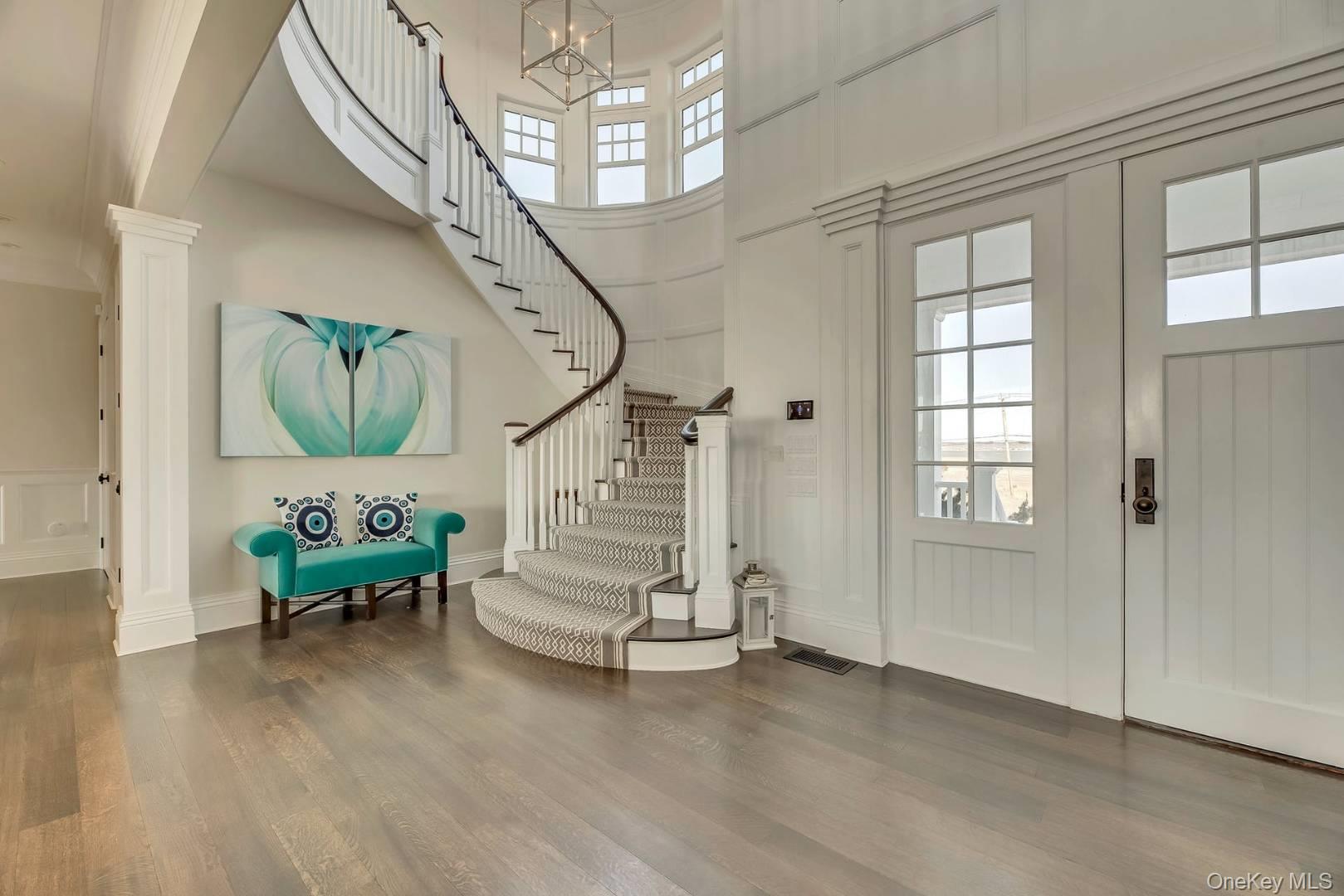 #2 photo, 19 Dune Road Road, East Quogue , NY 11942