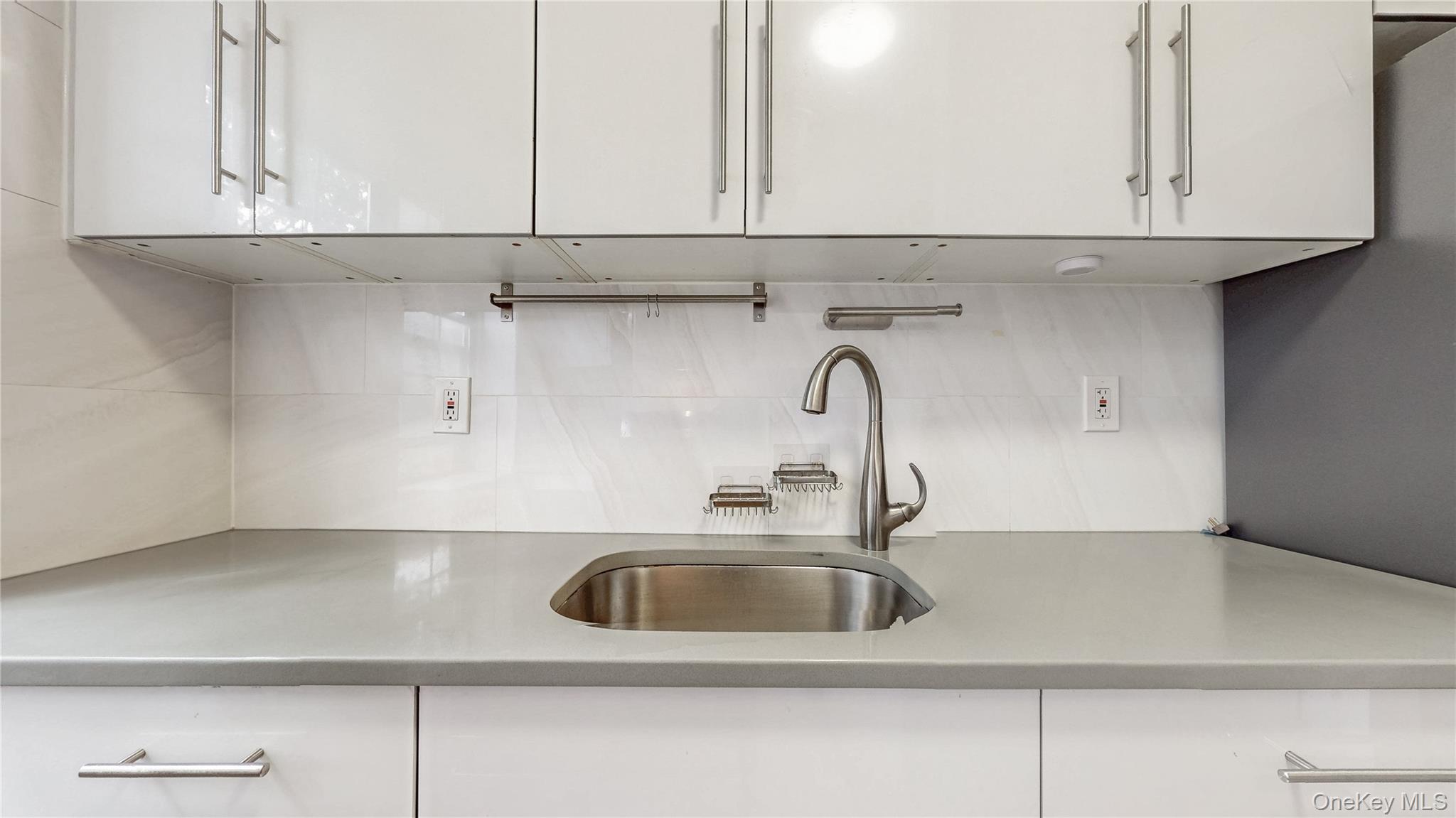 #10 photo, 144-30 78th Rd, クイーンズ区 Flushing , NY 11367