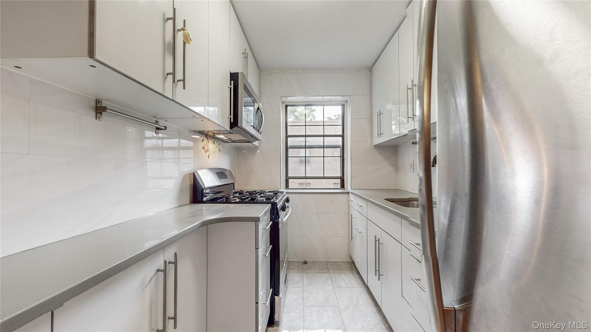 #8 photo, 144-30 78th Rd, クイーンズ区 Flushing , NY 11367