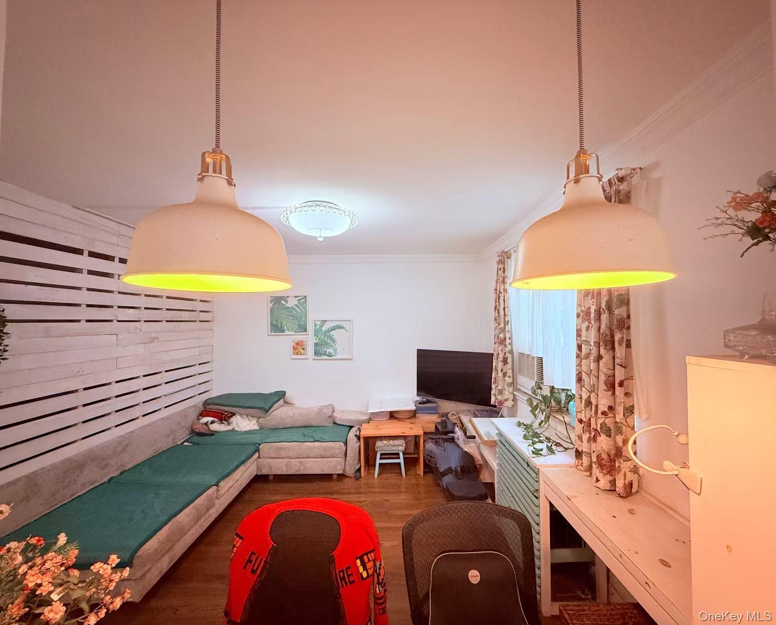 #5 photo, 135-44 78th Avenue, Apt 32 C, クイーンズ区 Kew Garden Hills , NY 11367