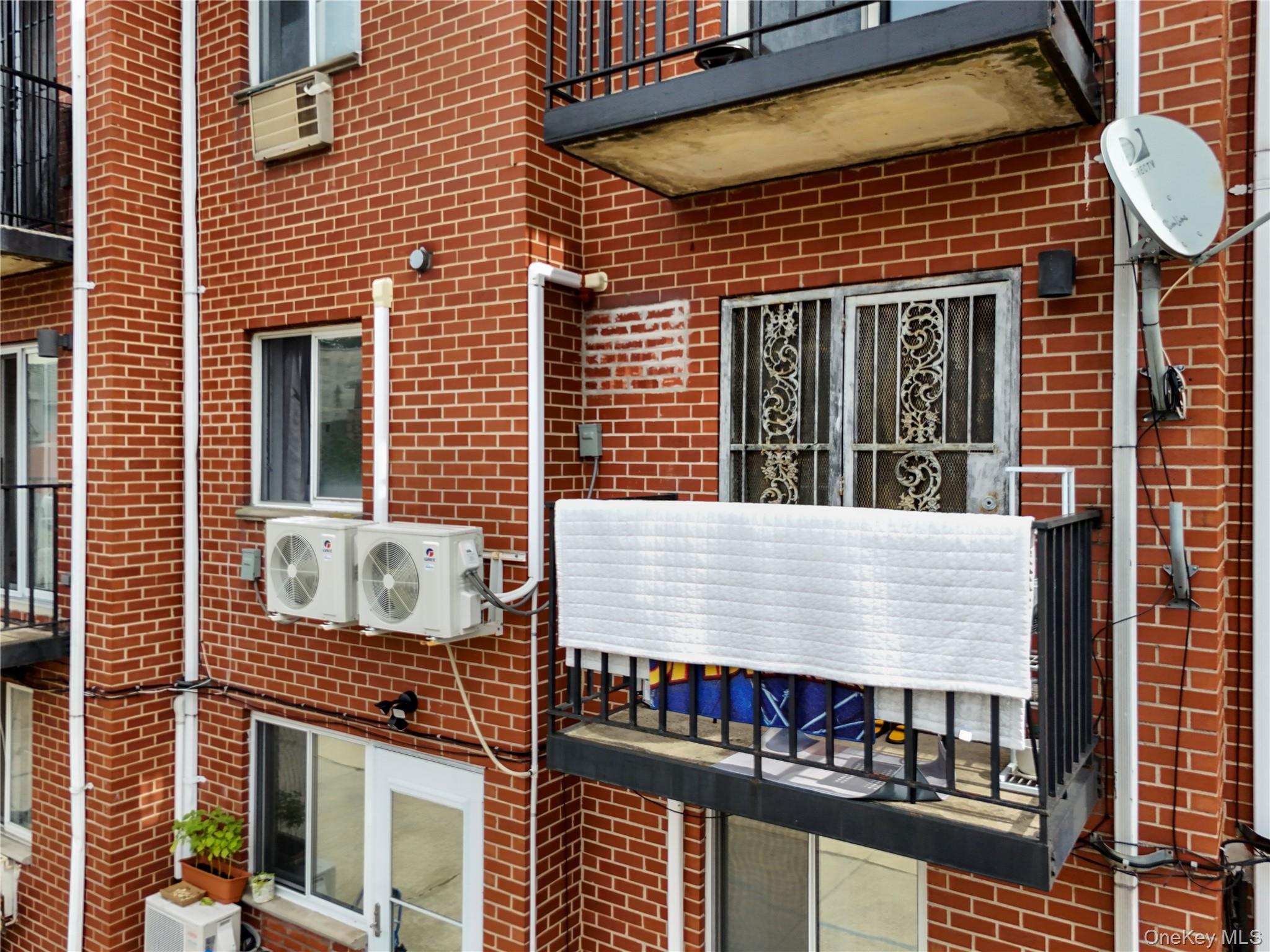 #3 photo, 4620 161st Street, クイーンズ区 Flushing , NY 11358