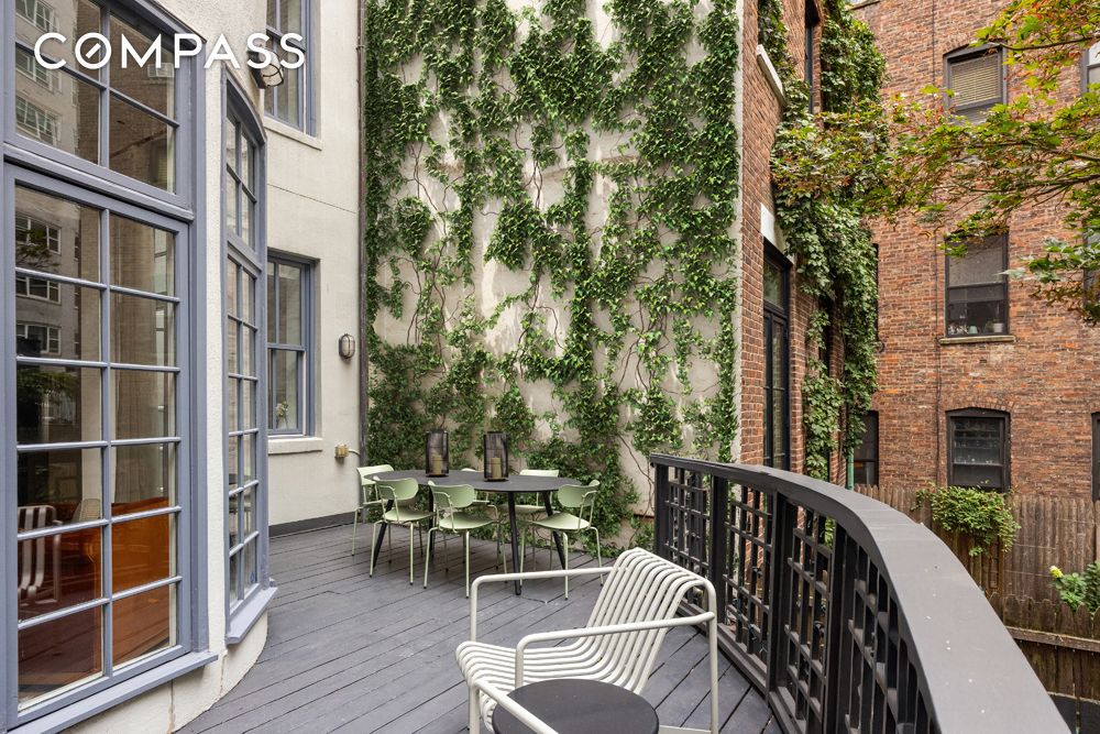 #15 photo, 112 W 13th Street, West Village , NY 10011