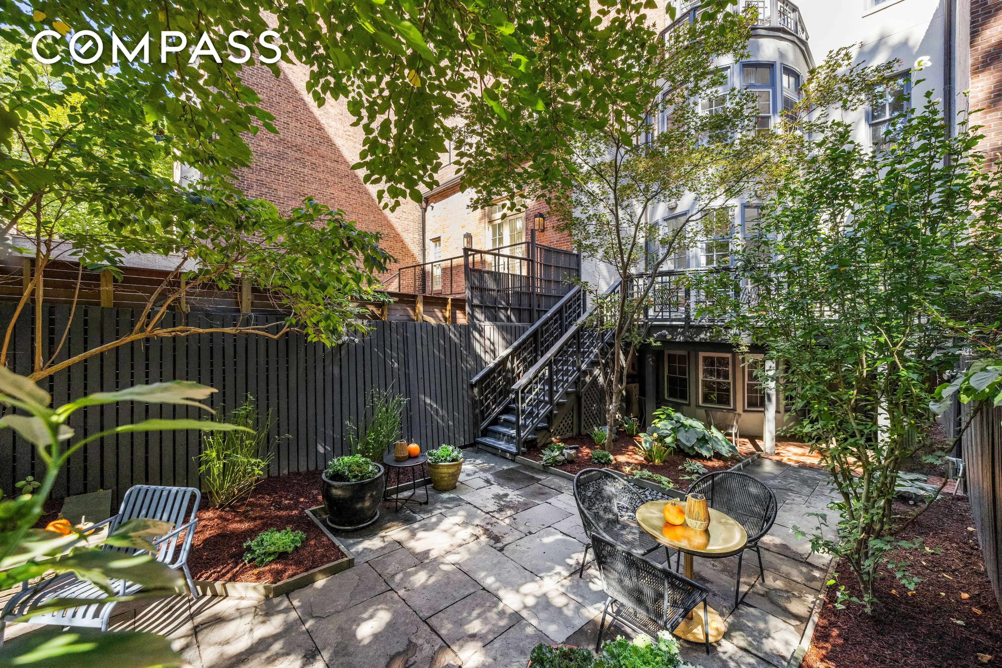 #17 photo, 112 W 13th Street, West Village , NY 10011
