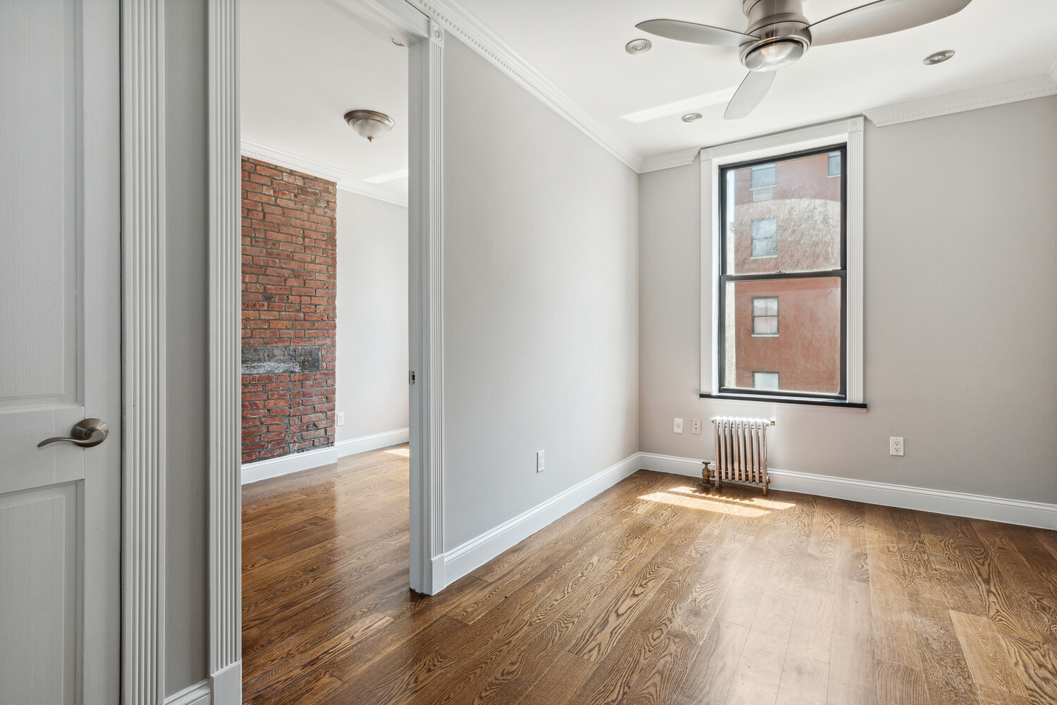 #1 photo, 459 W 50TH Street, マンハッタン Hells Kitchen , NY 10019