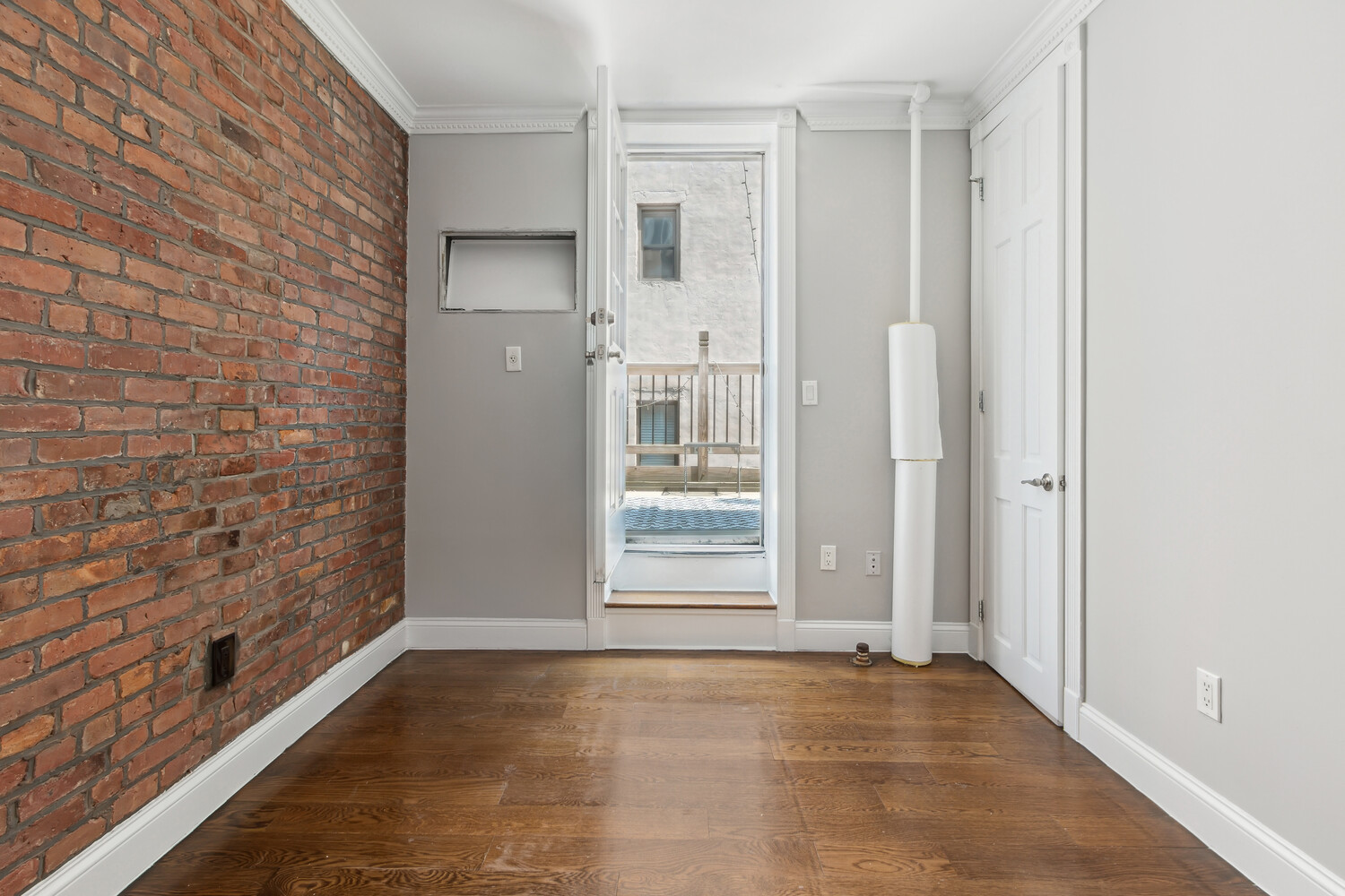 #8 photo, 459 W 50TH Street, マンハッタン Hells Kitchen , NY 10019