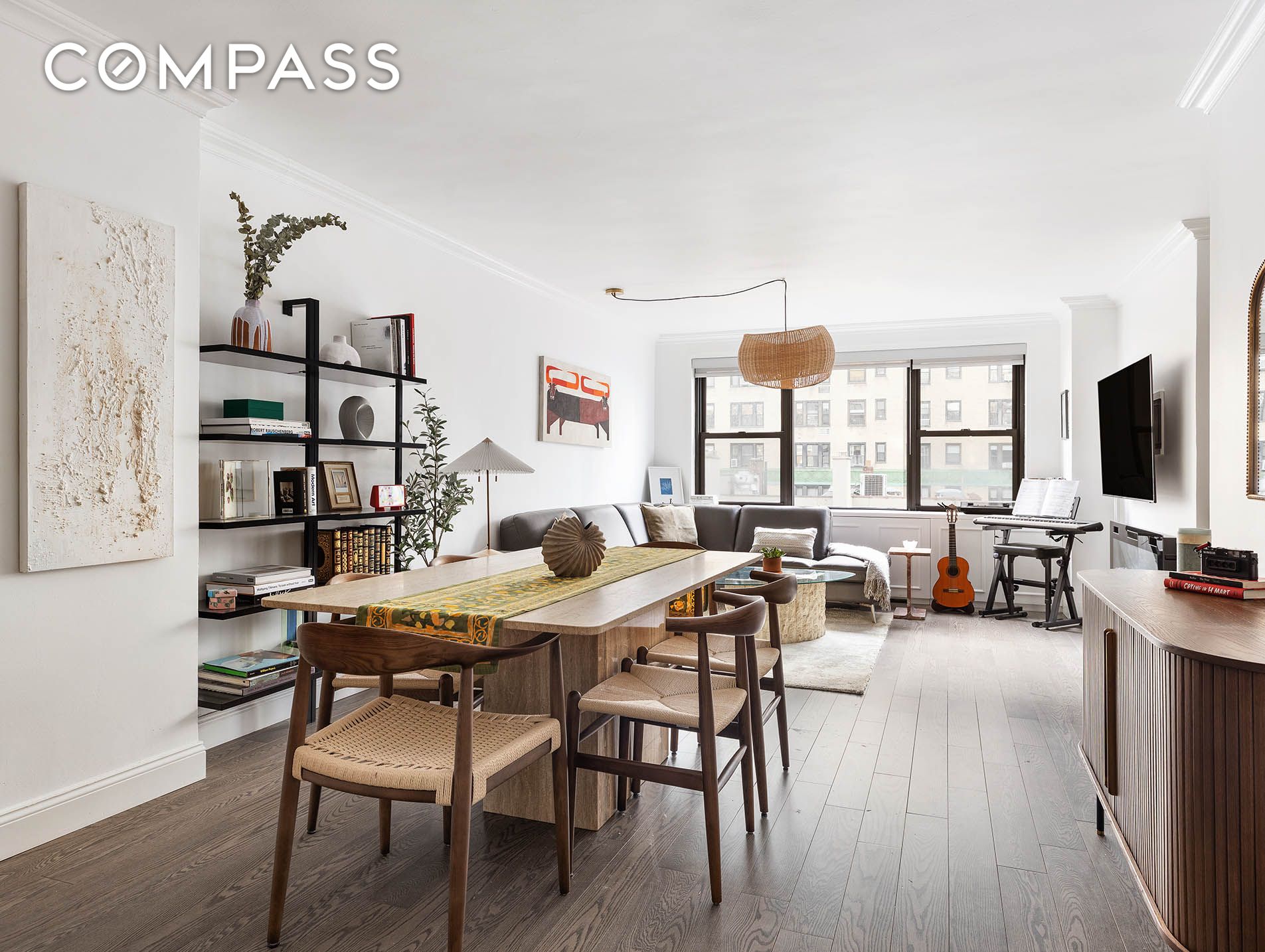 #1 photo, 301 E 69th Street, Lenox Hill , NY 10021