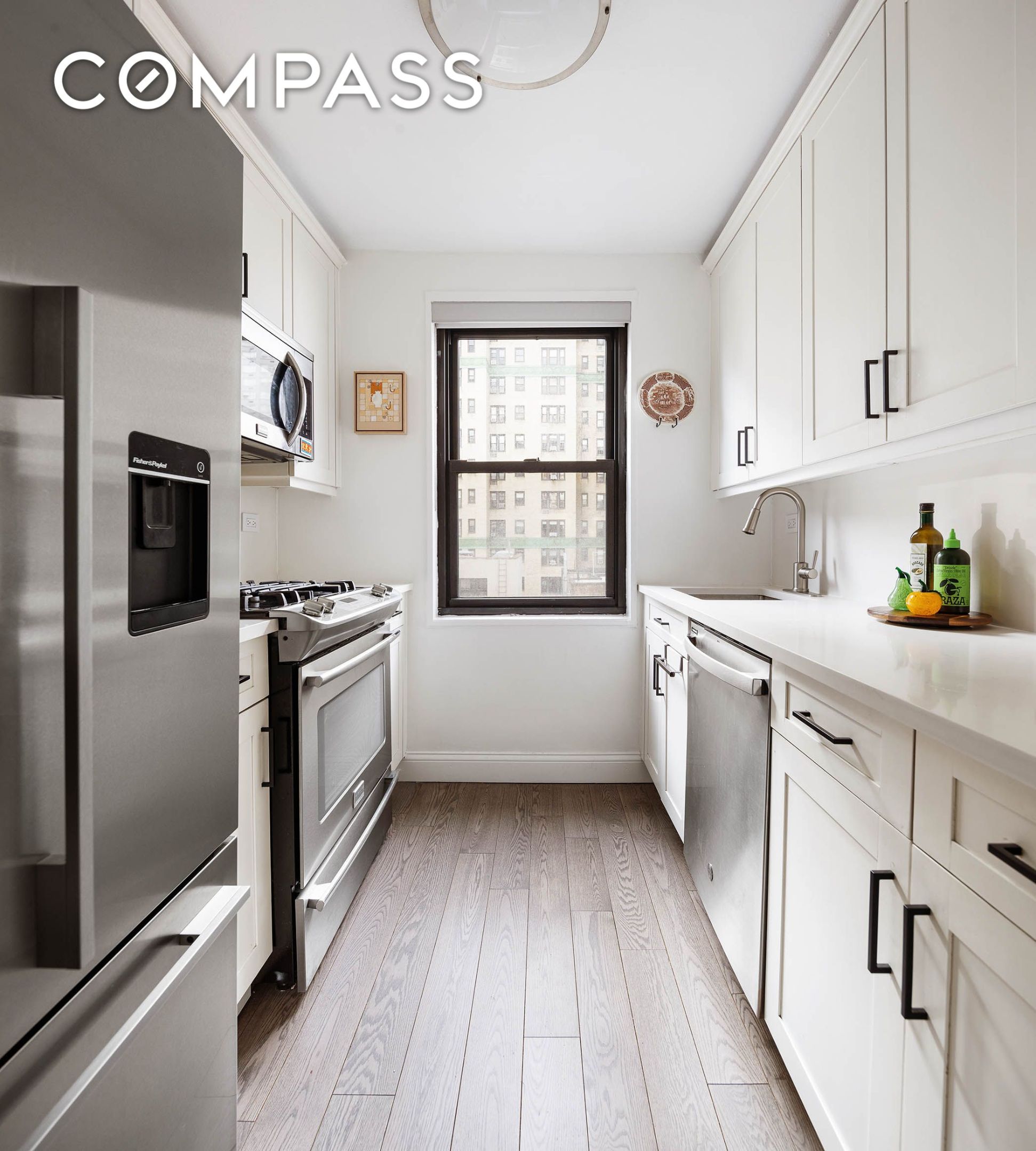 #10 photo, 301 E 69th Street, Lenox Hill , NY 10021