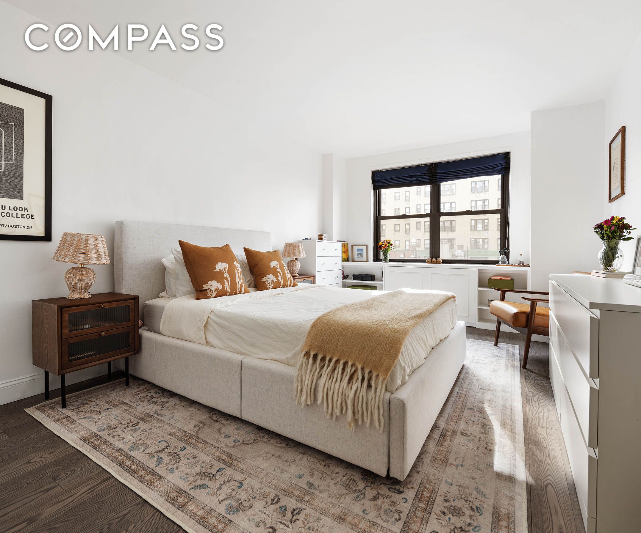 #6 photo, 301 E 69th Street, Lenox Hill , NY 10021