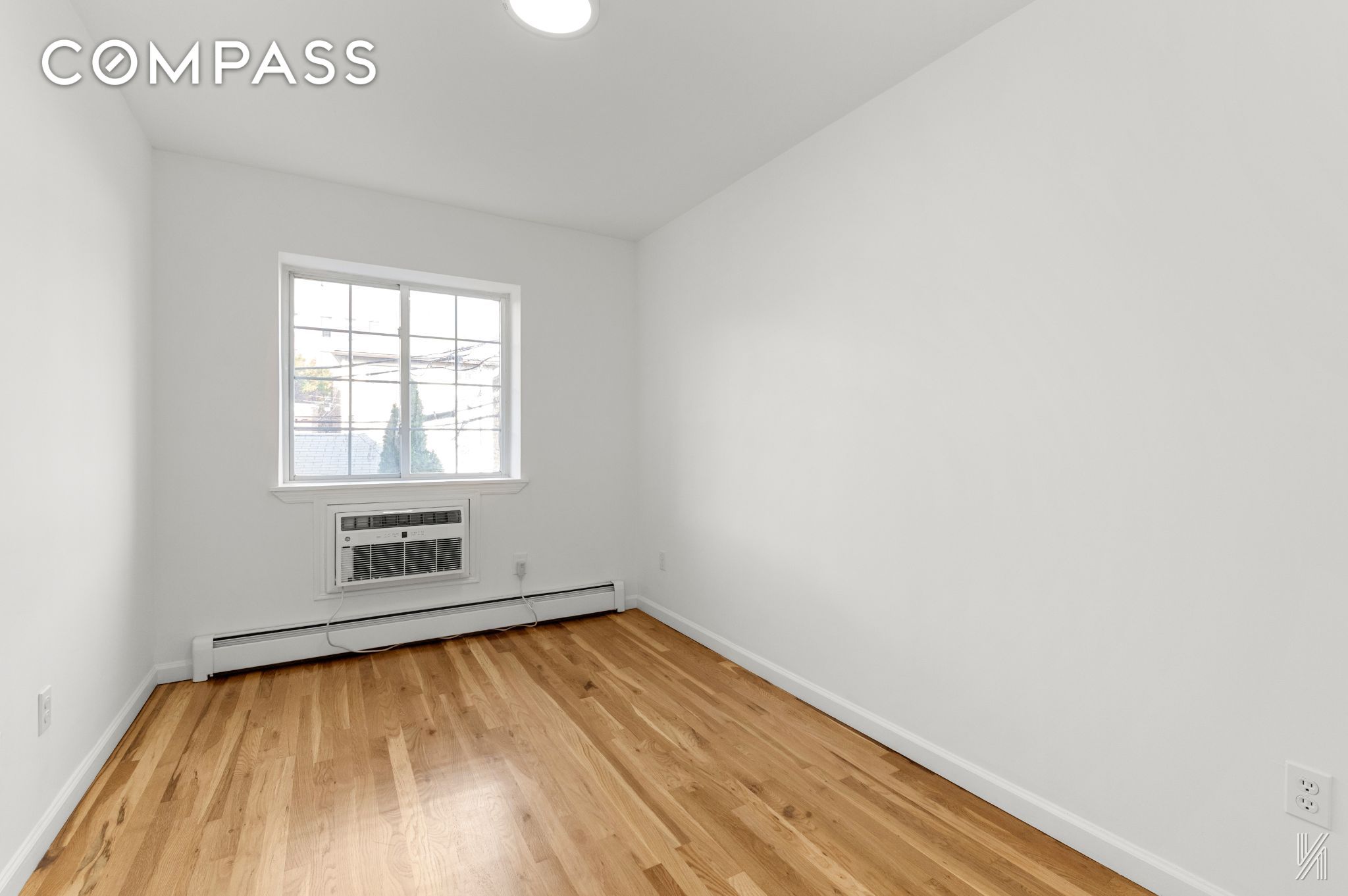 #11 photo, 41-36 66th Street, クイーンズ区 Woodside , NY 11377