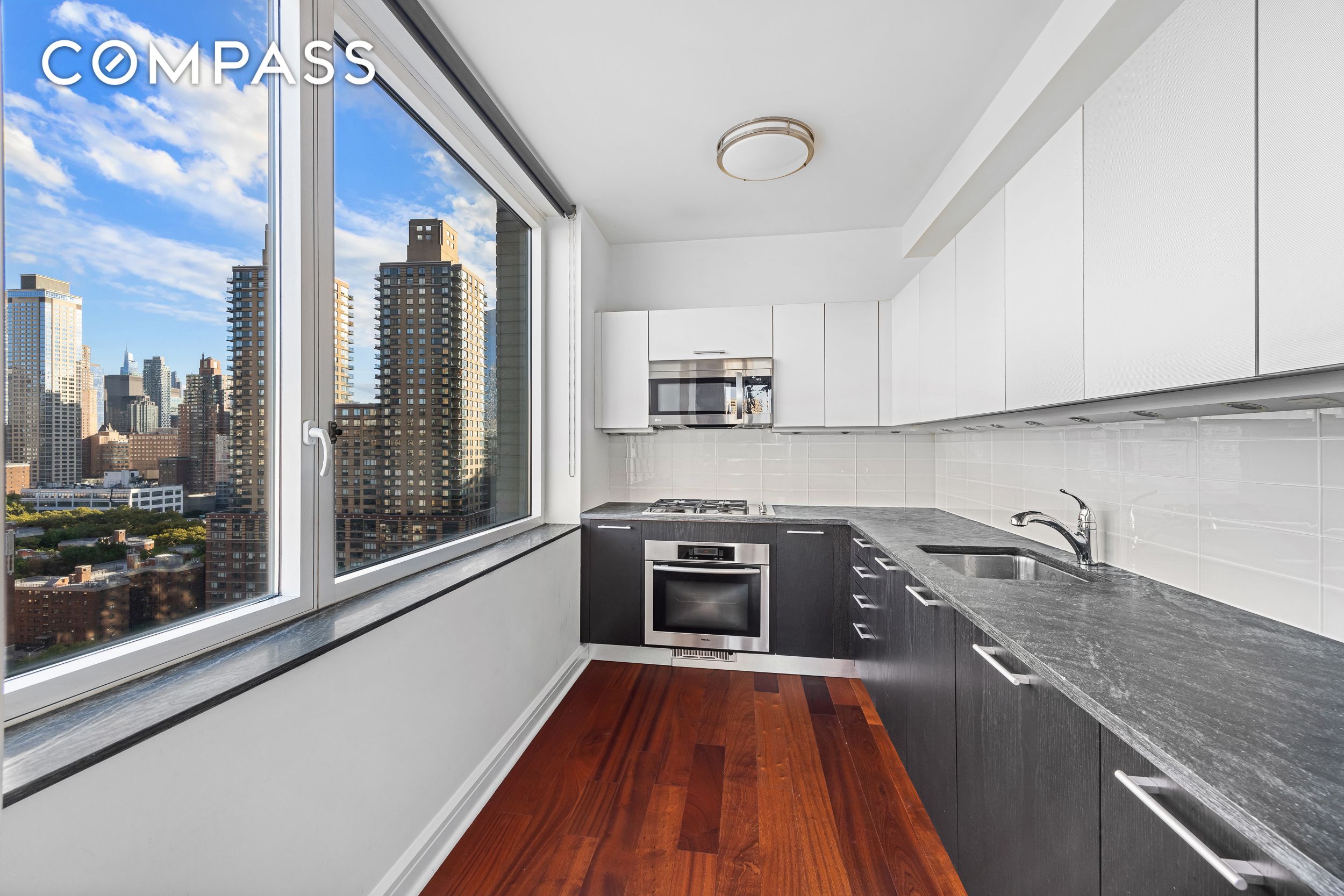 #9 photo, 100 Riverside Boulevard, マンハッタン Upper West Side , NY 10069