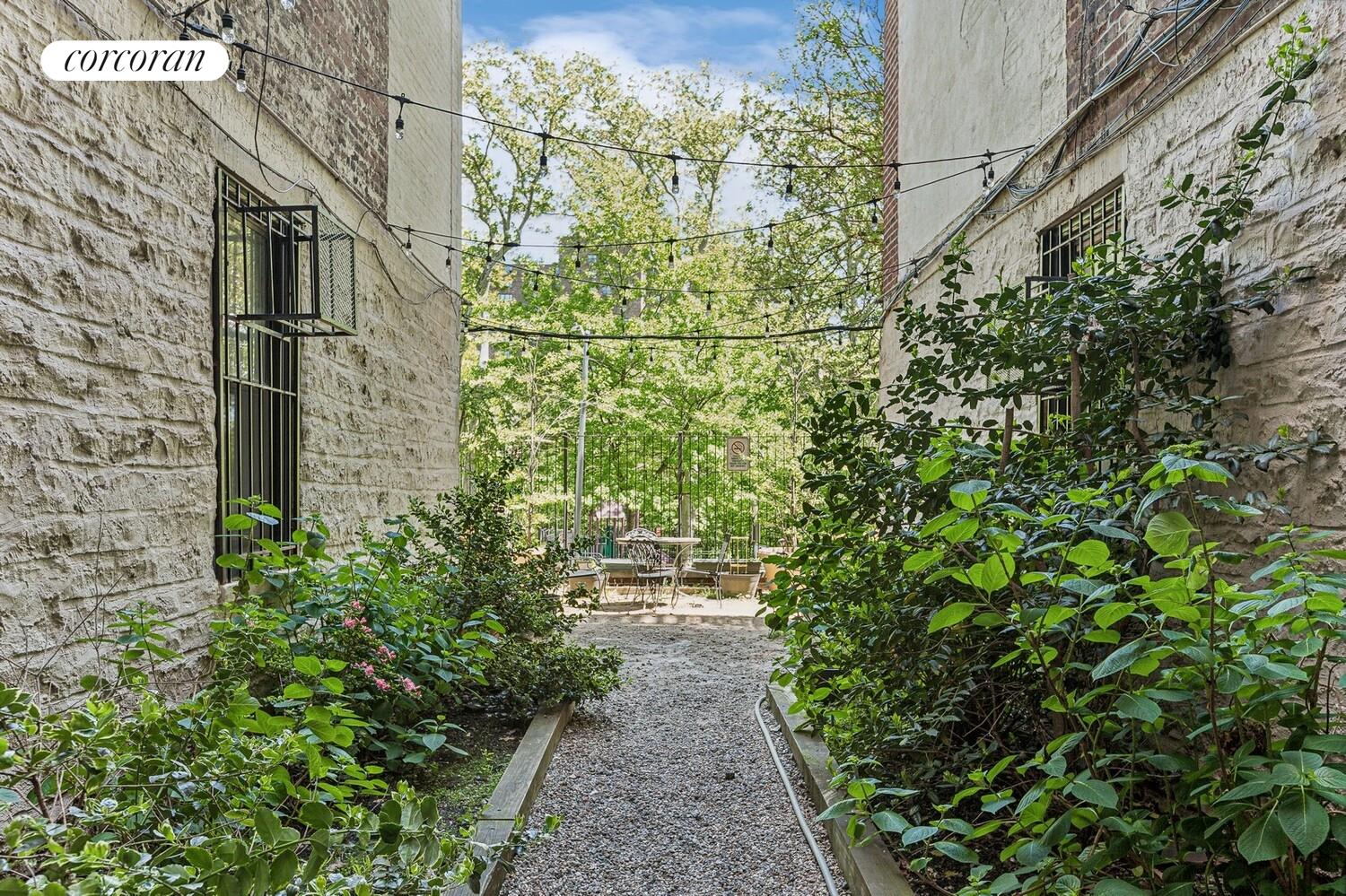 #12 photo, 930 ST NICHOLAS Avenue, Washington Heights , NY 10032