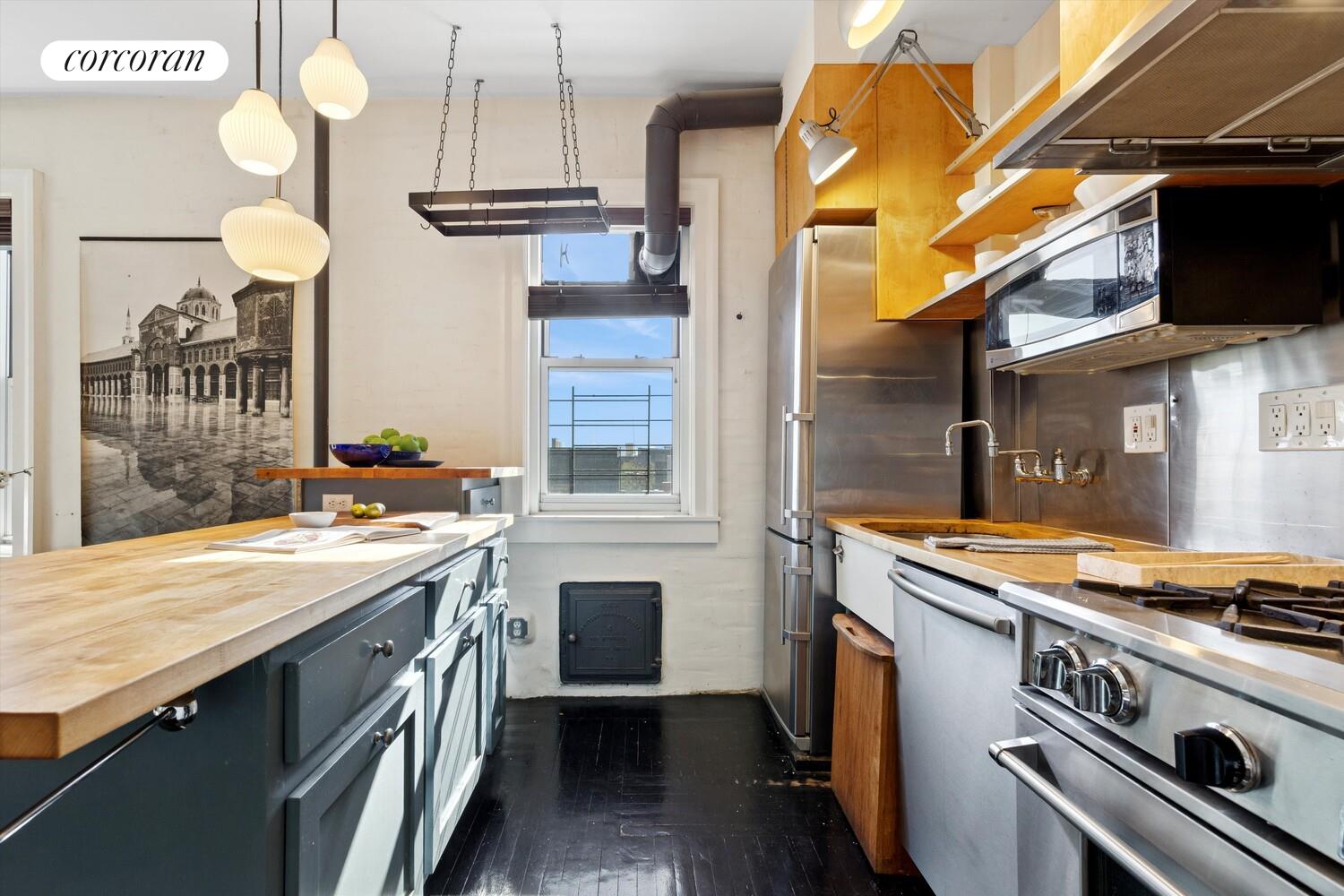 #4 photo, 930 ST NICHOLAS Avenue, Washington Heights , NY 10032